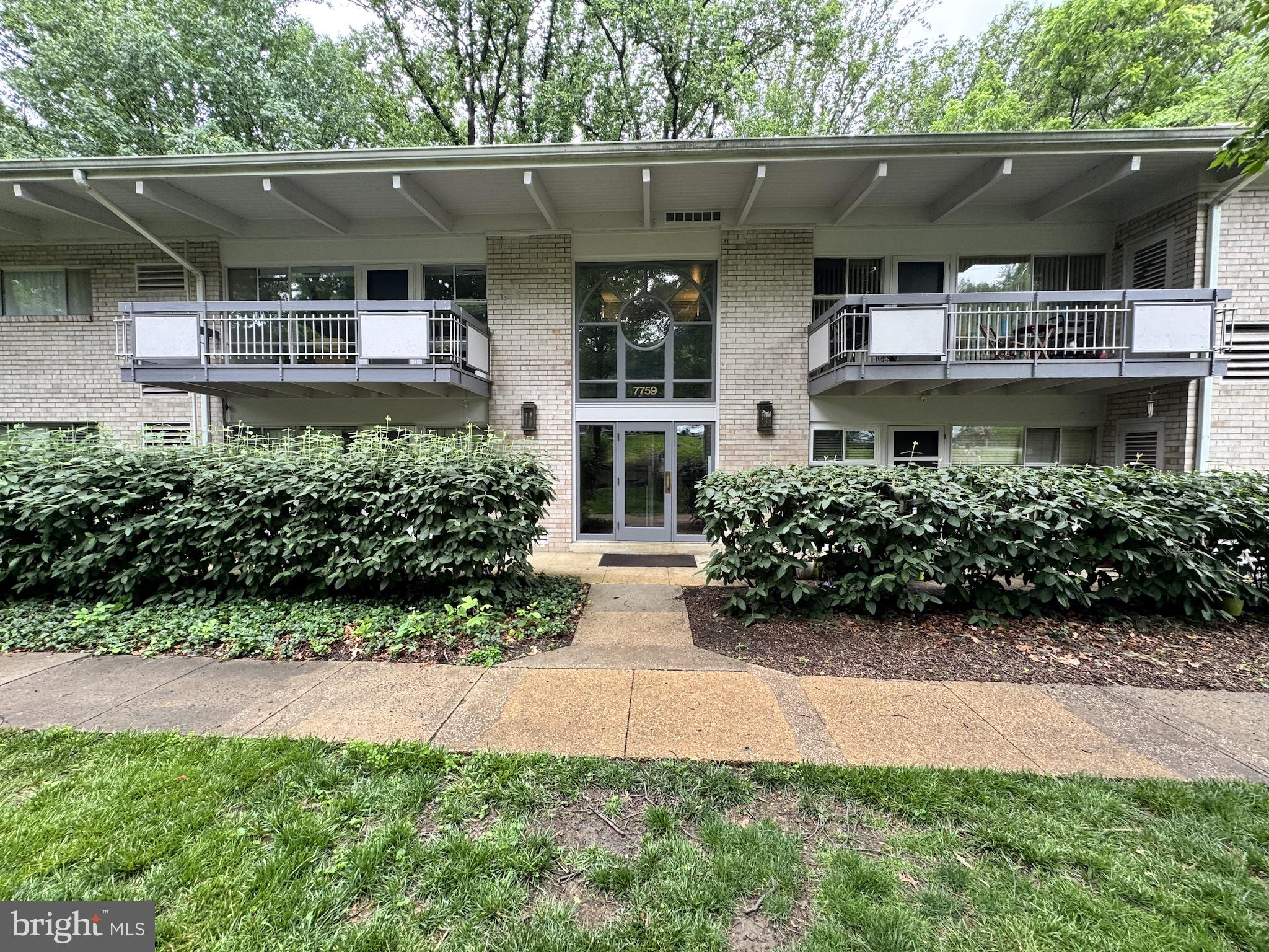 HERITAGE WOODS NORTH - Residential