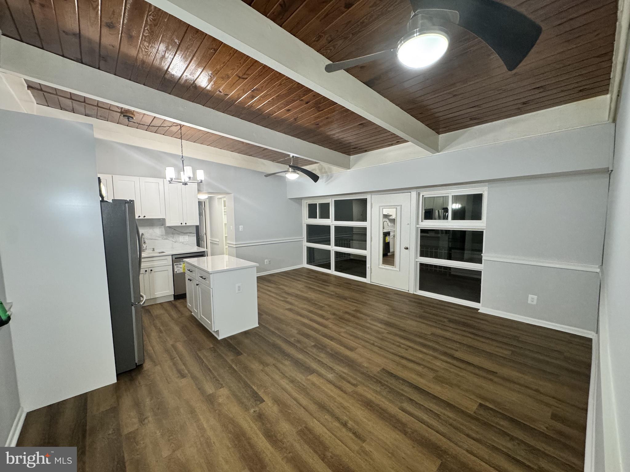 HERITAGE WOODS NORTH - Residential