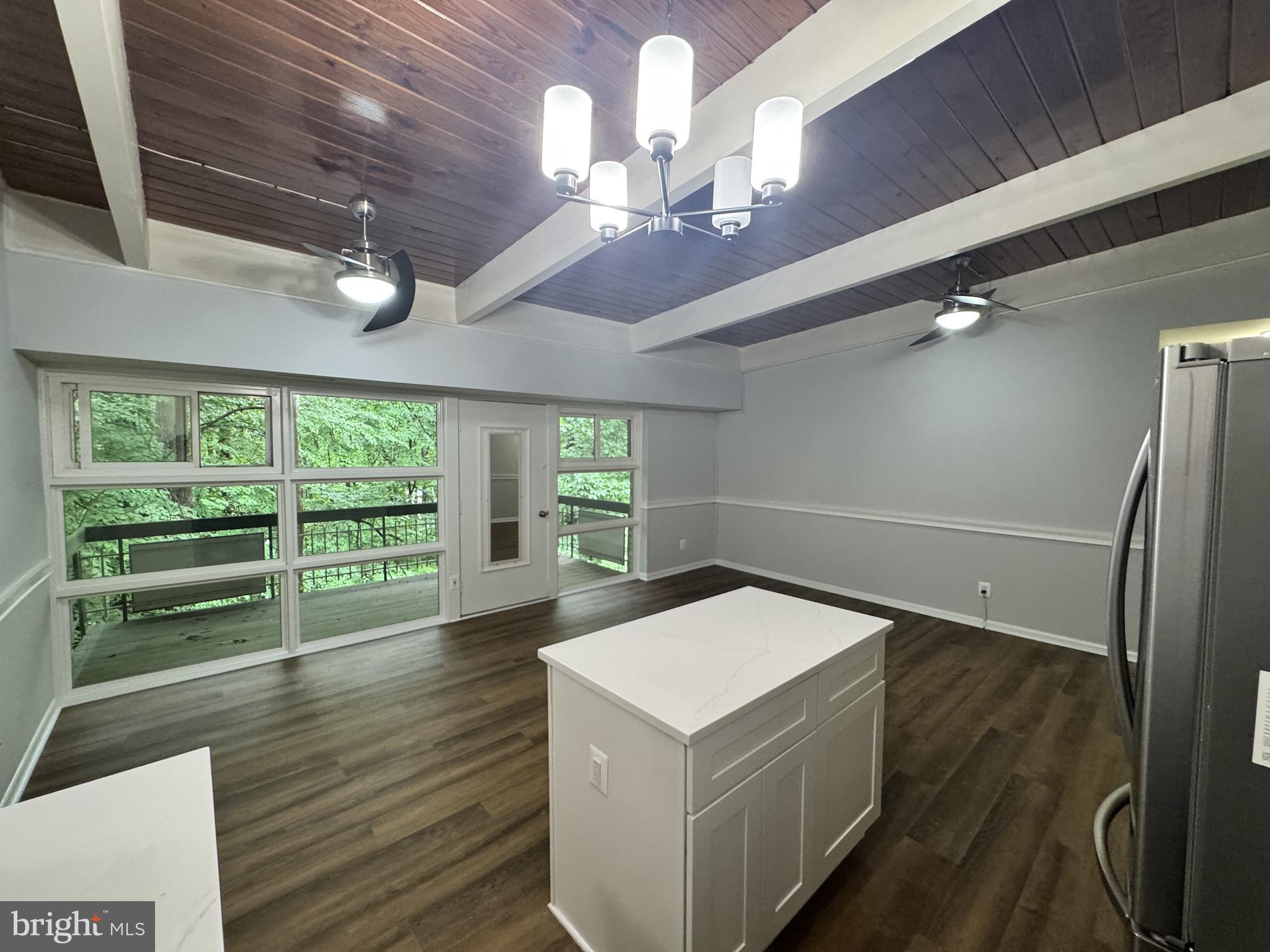 HERITAGE WOODS NORTH - Residential