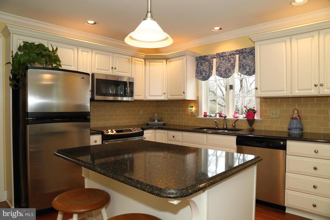 CANDLESTICK SQUARE - Residential