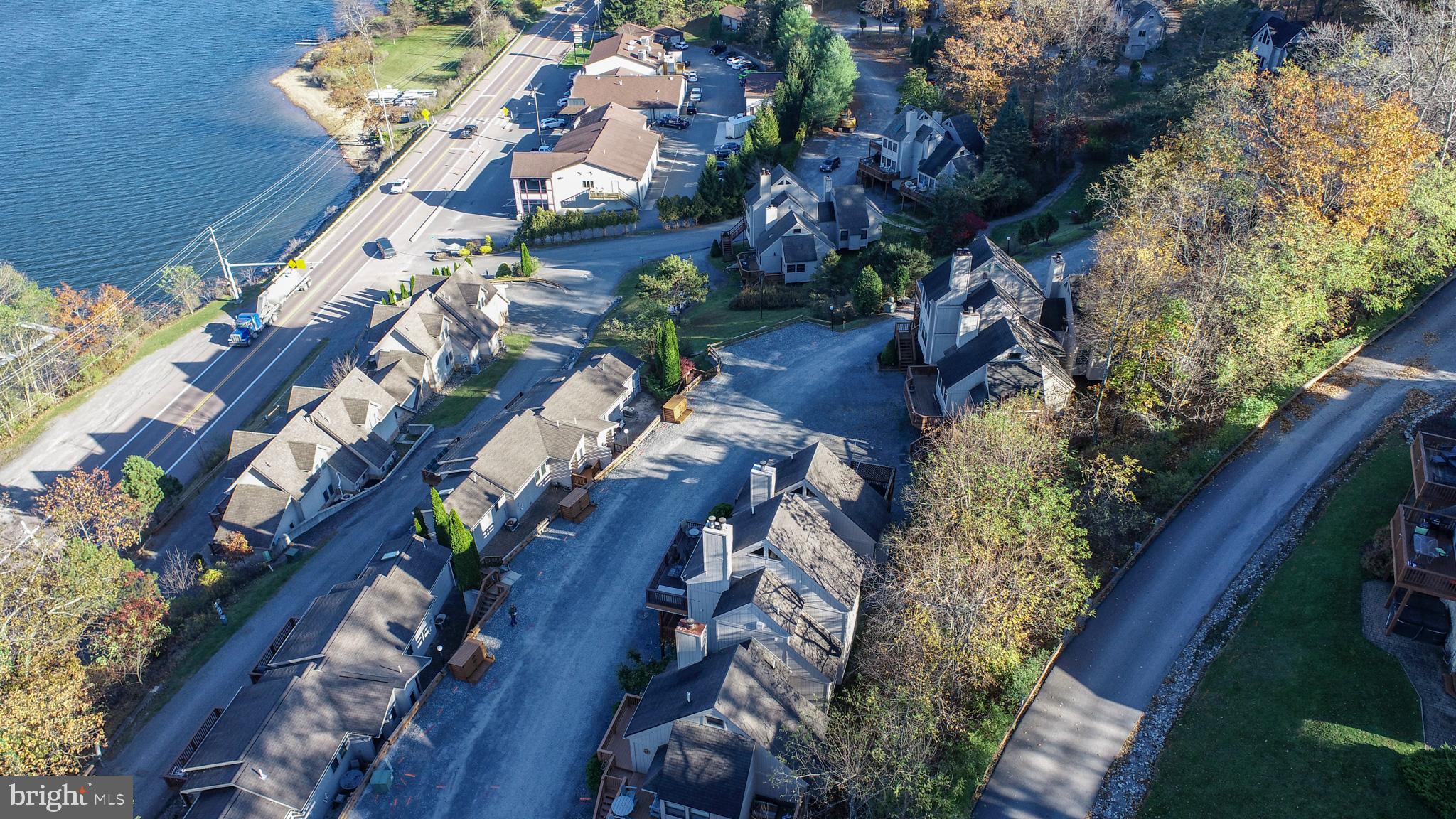 TRADERS LANDING - Residential