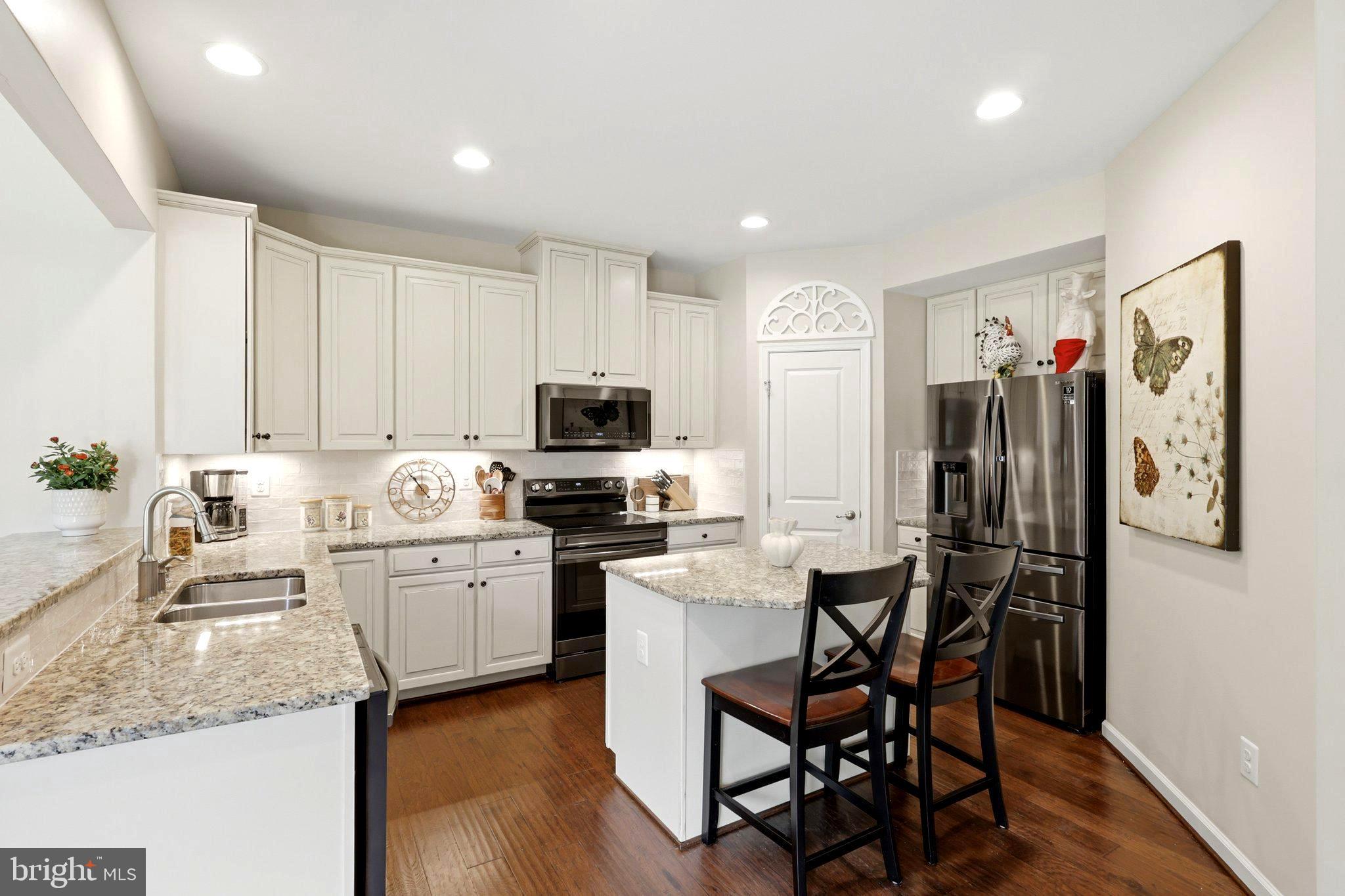 BROOKFIELD ON THE POTOMAC - Residential