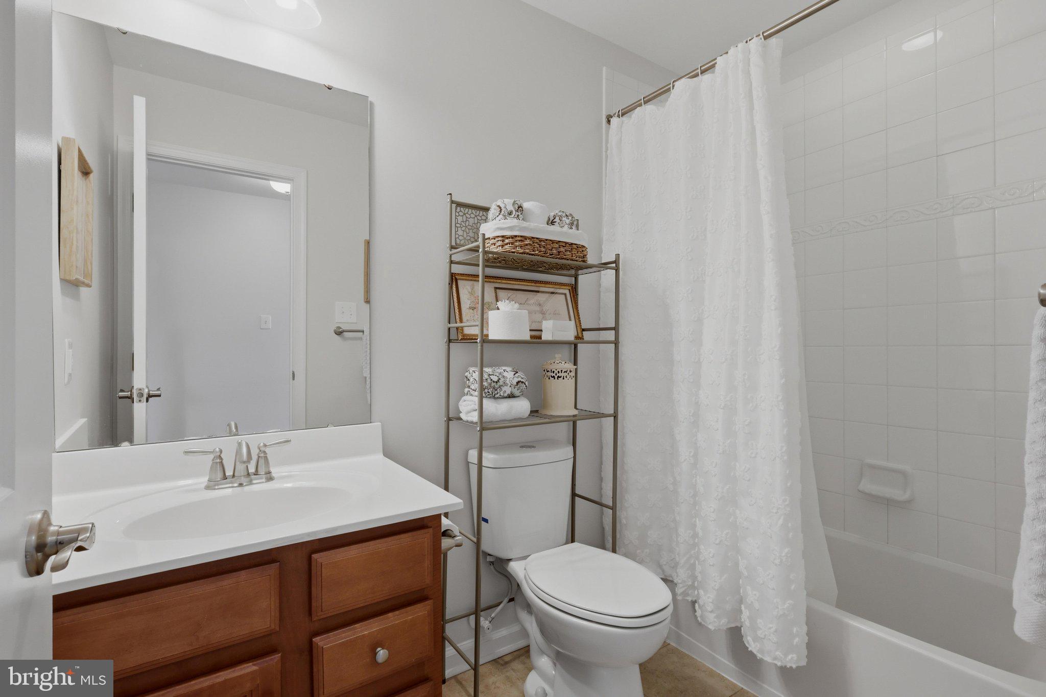 BROOKFIELD ON THE POTOMAC - Residential
