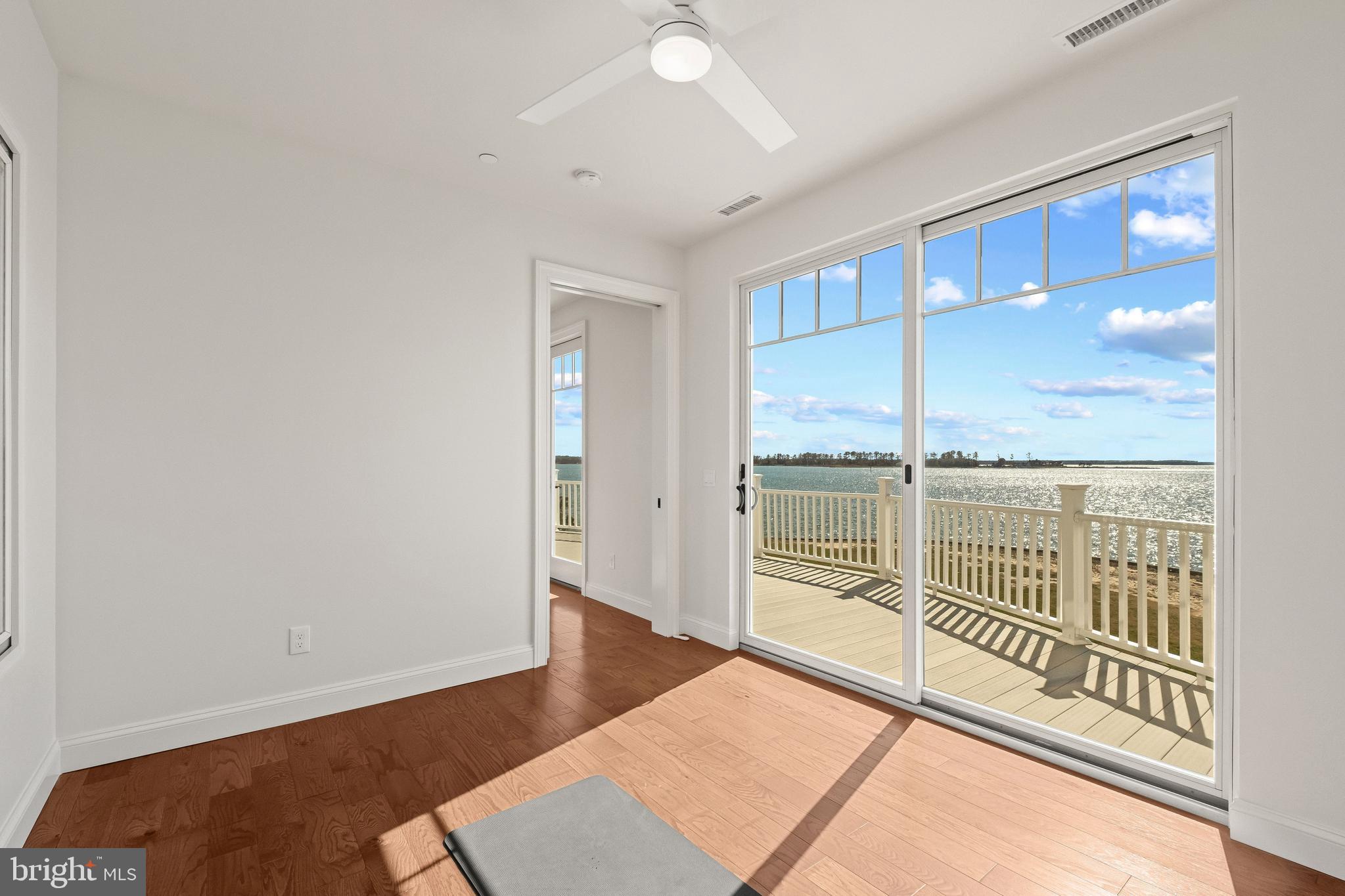 TOWN POINT - Residential