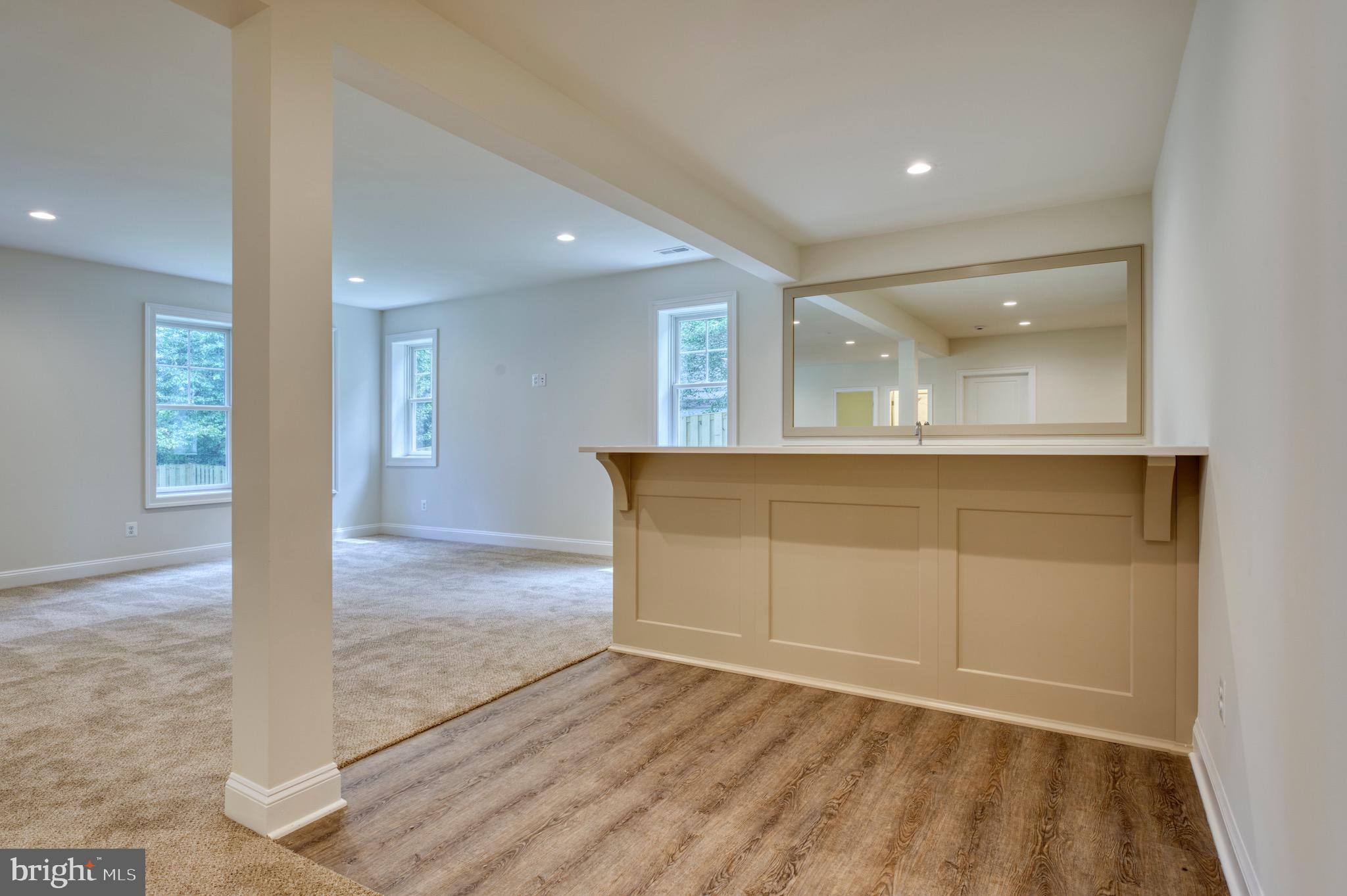 ROSEMONT - Residential
