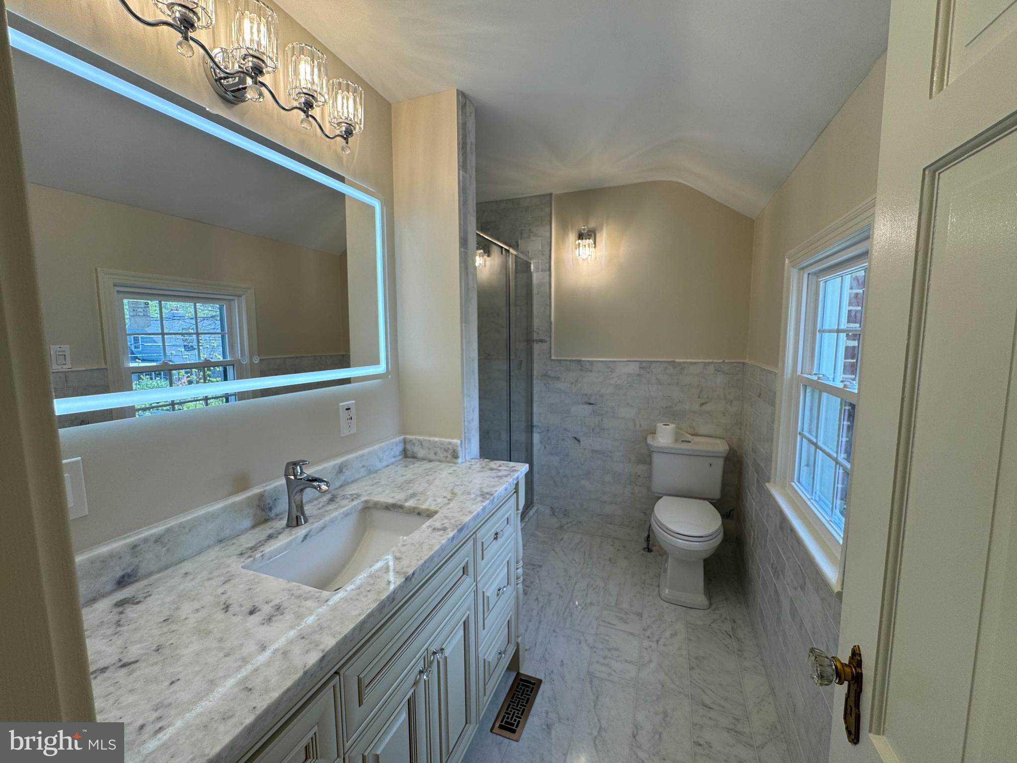 NORTH HILLS - Residential