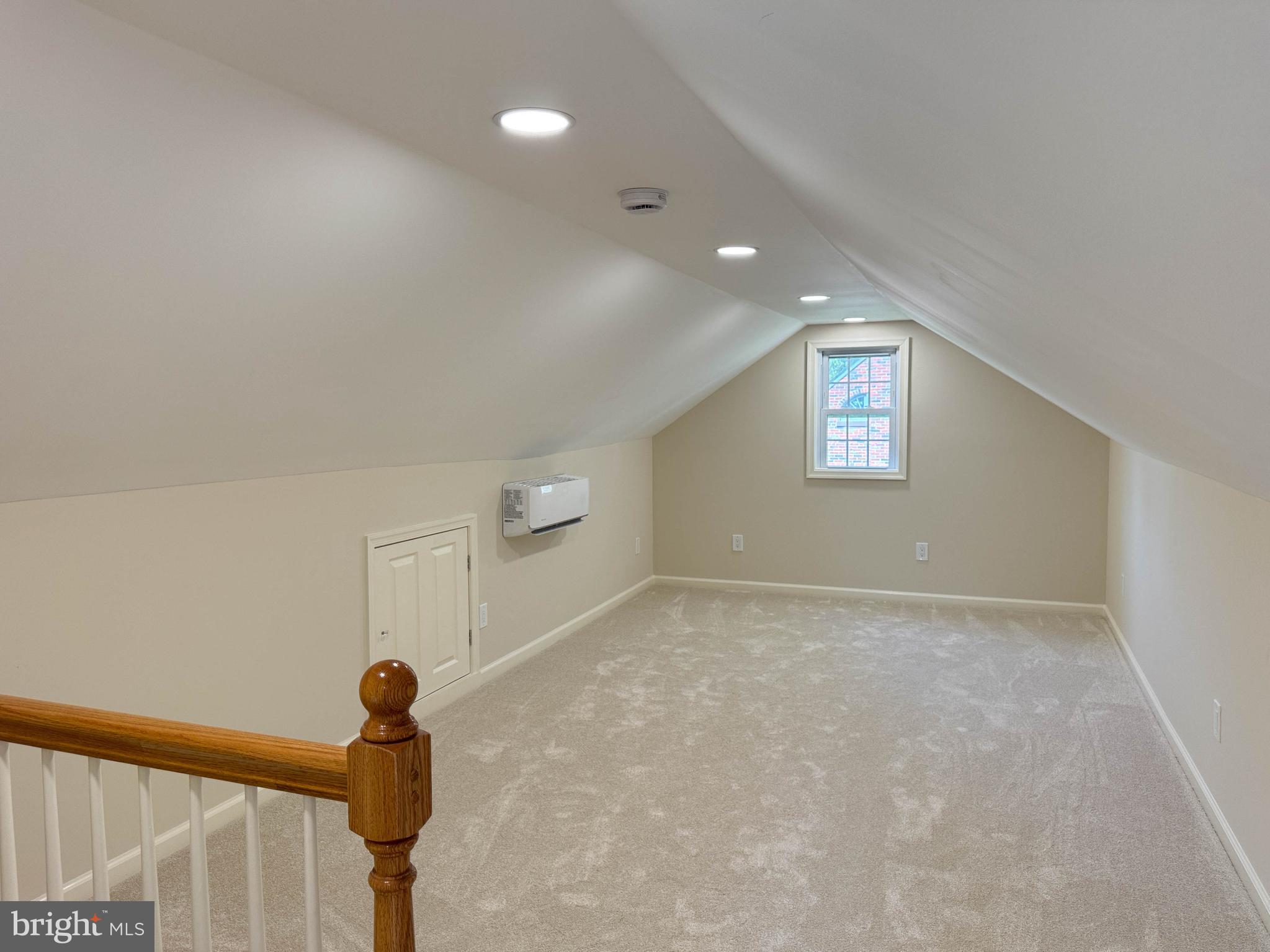 NORTH HILLS - Residential