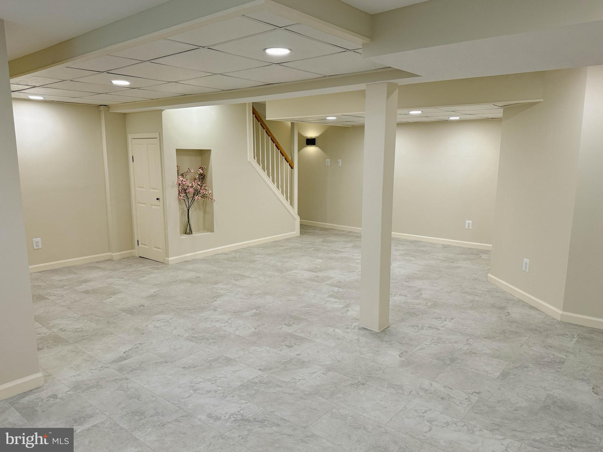 NORTH HILLS - Residential