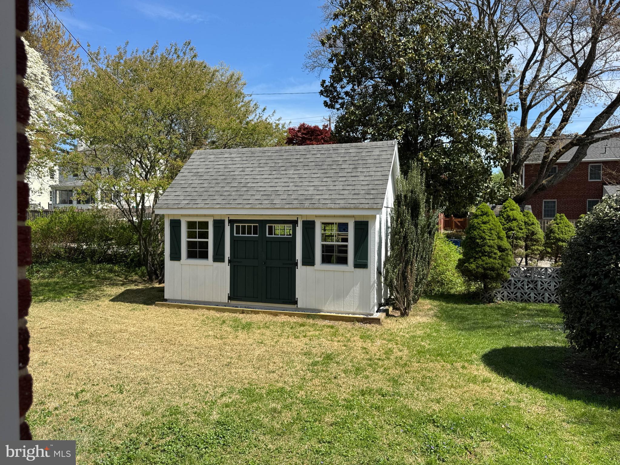 NORTH HILLS - Residential