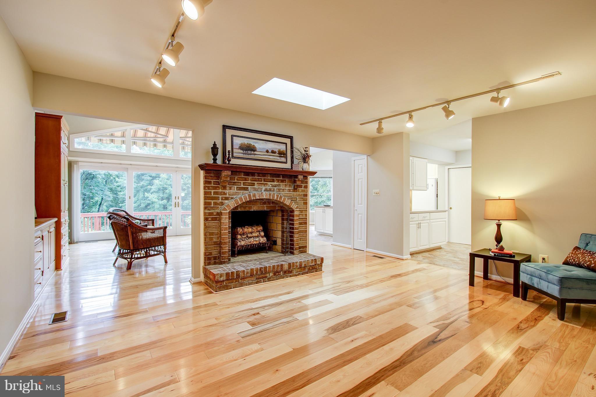 SENECA WHETSTONE - Residential