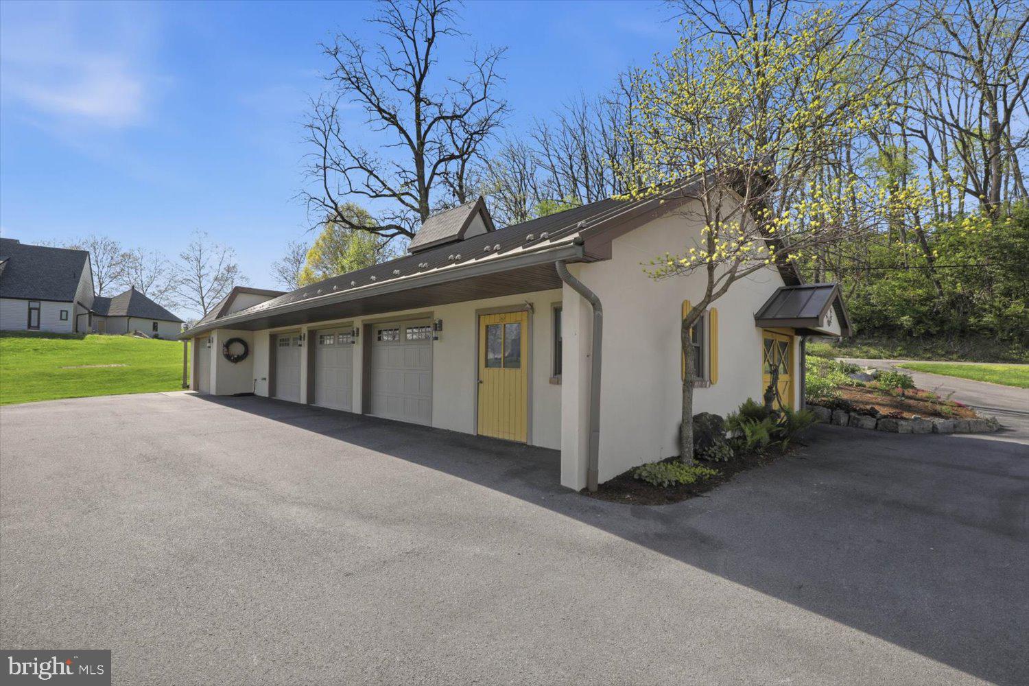 LEESPORT - Residential