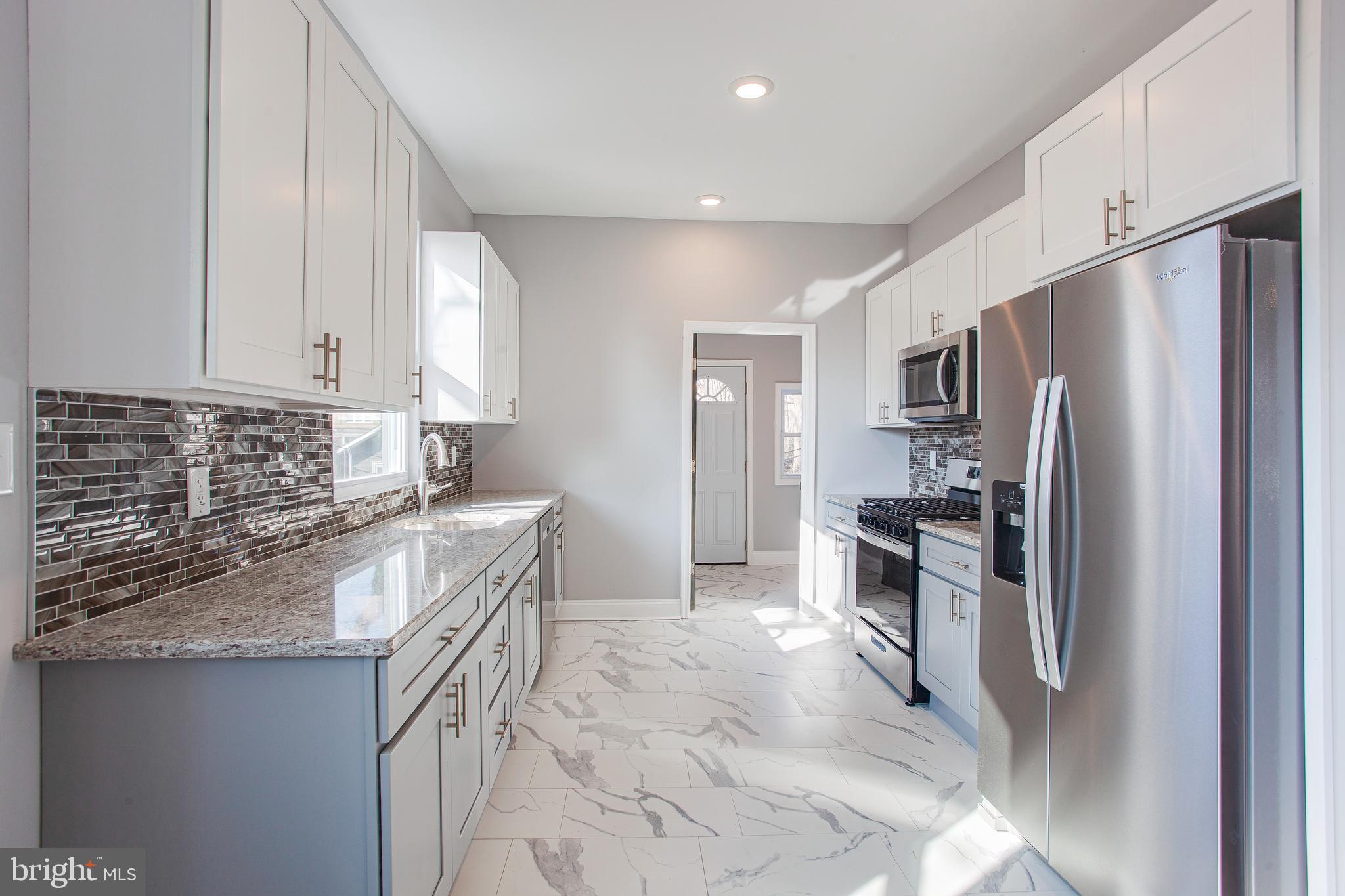 EAST OAK LANE - Residential