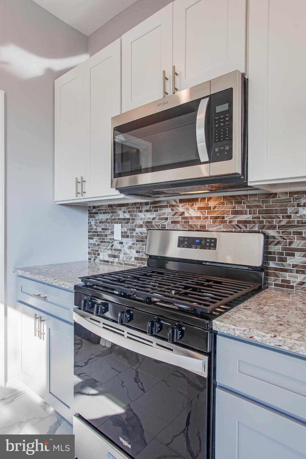 EAST OAK LANE - Residential