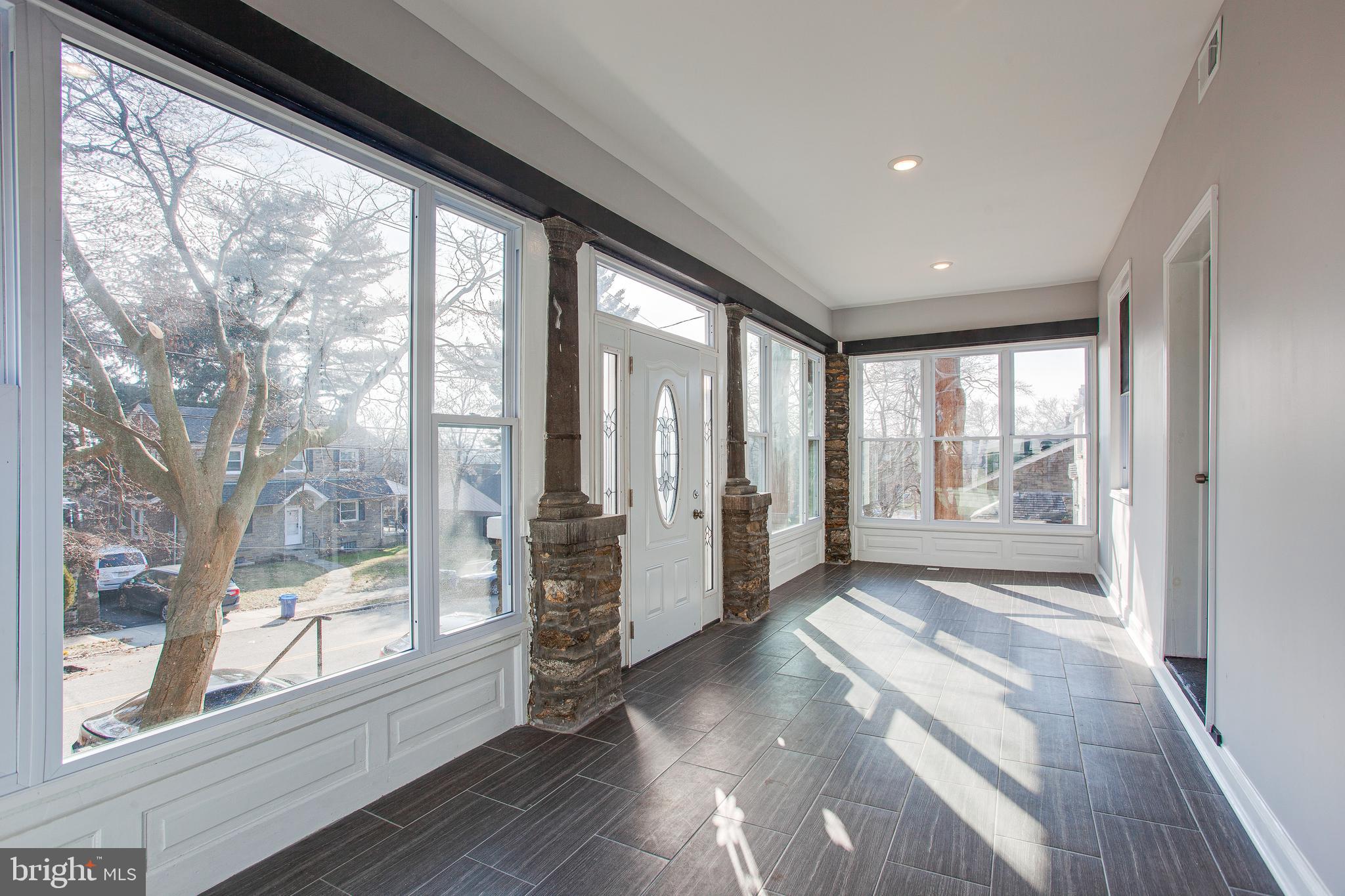 EAST OAK LANE - Residential
