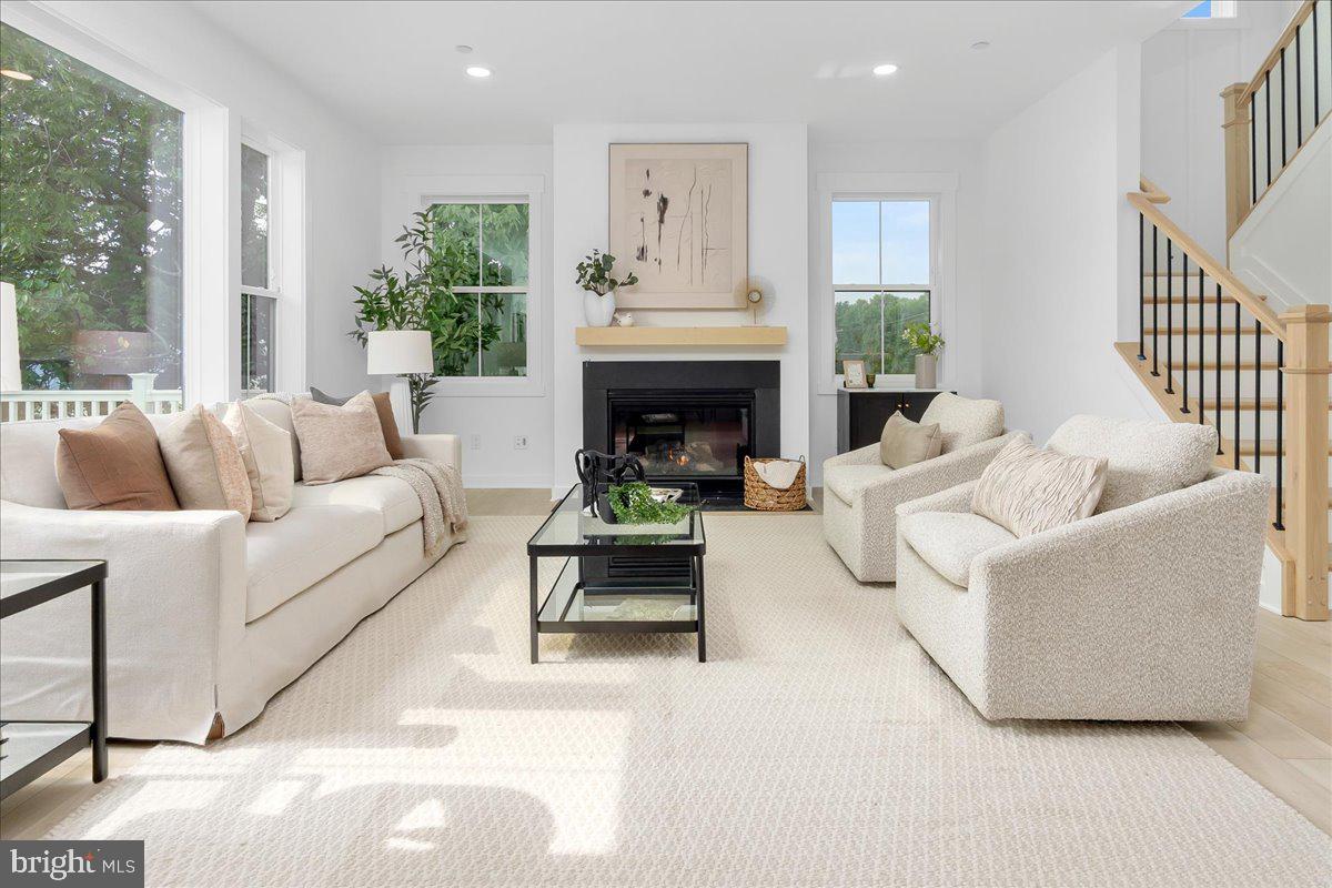 CHESTER - Residential