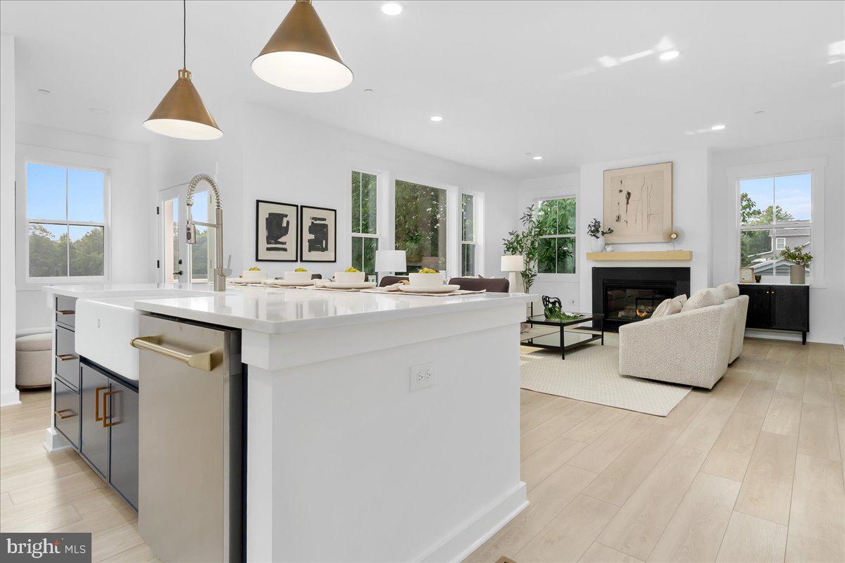 CHESTER - Residential