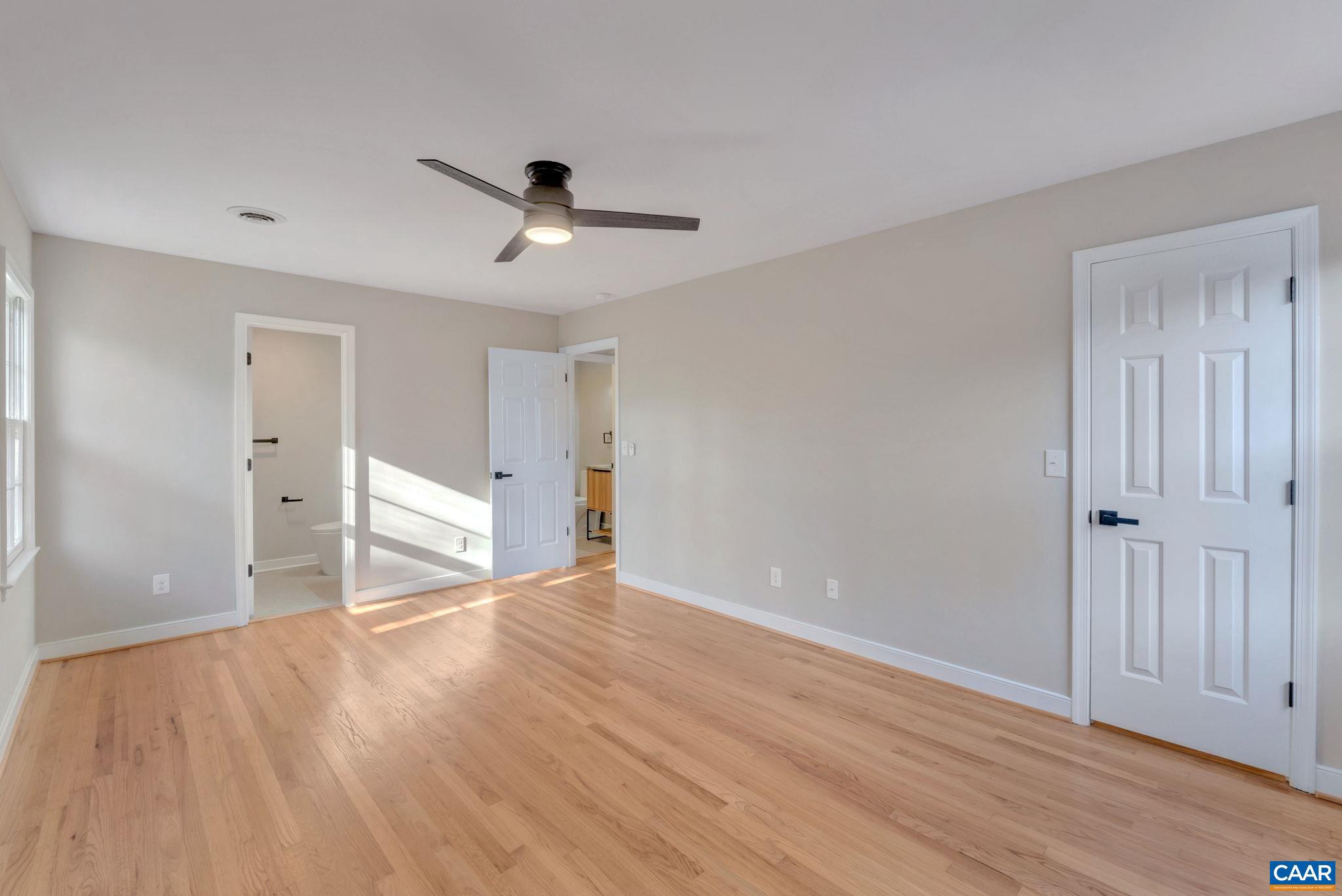 OLDE OAK COURT - Residential