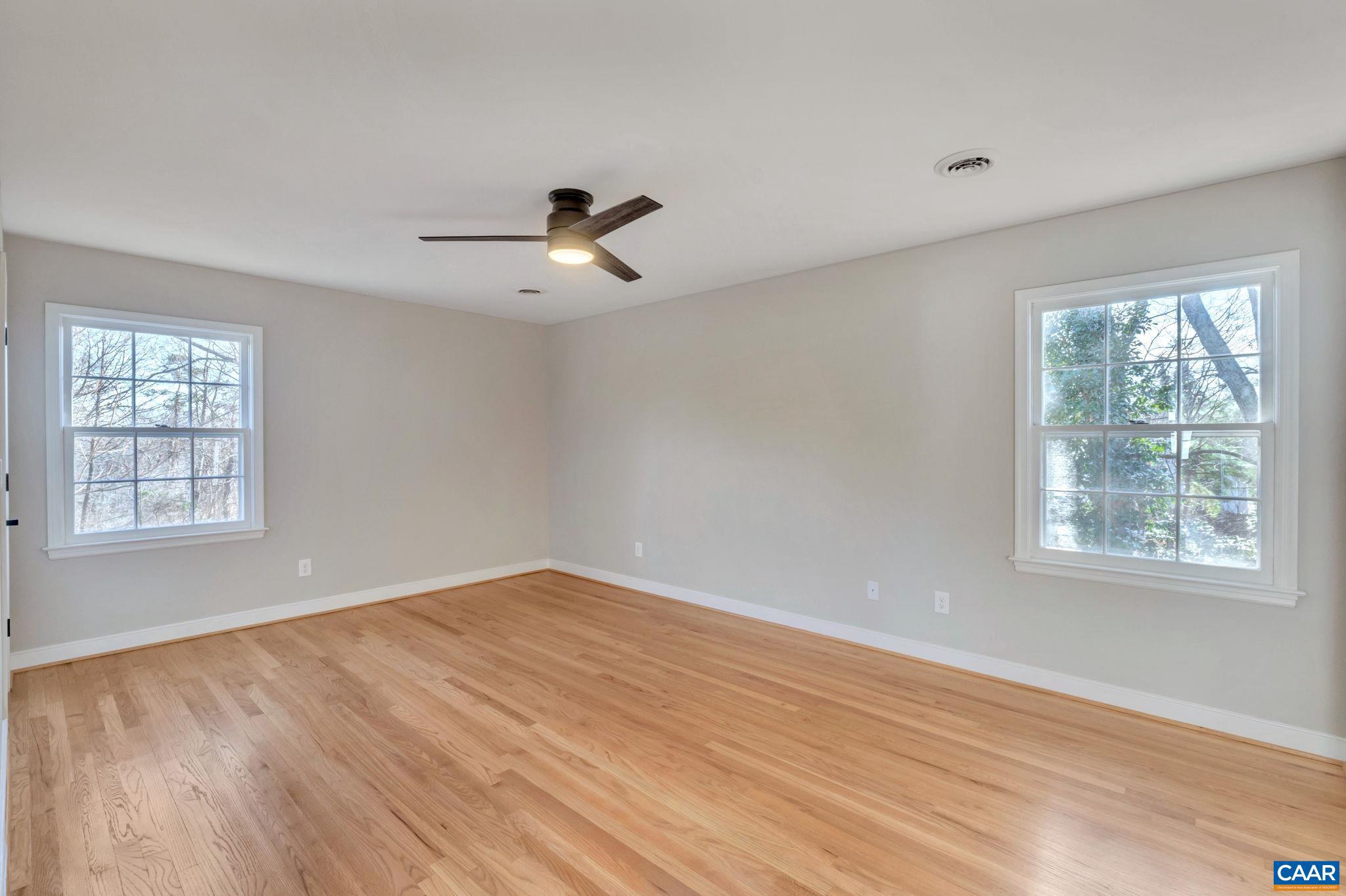 OLDE OAK COURT - Residential