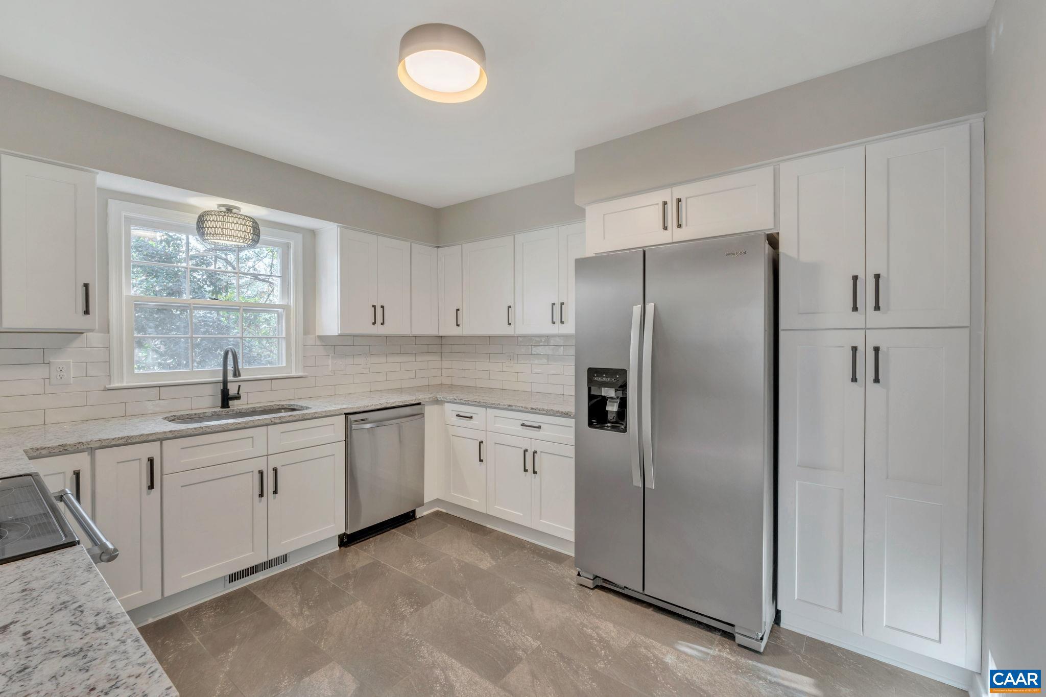 OLDE OAK COURT - Residential