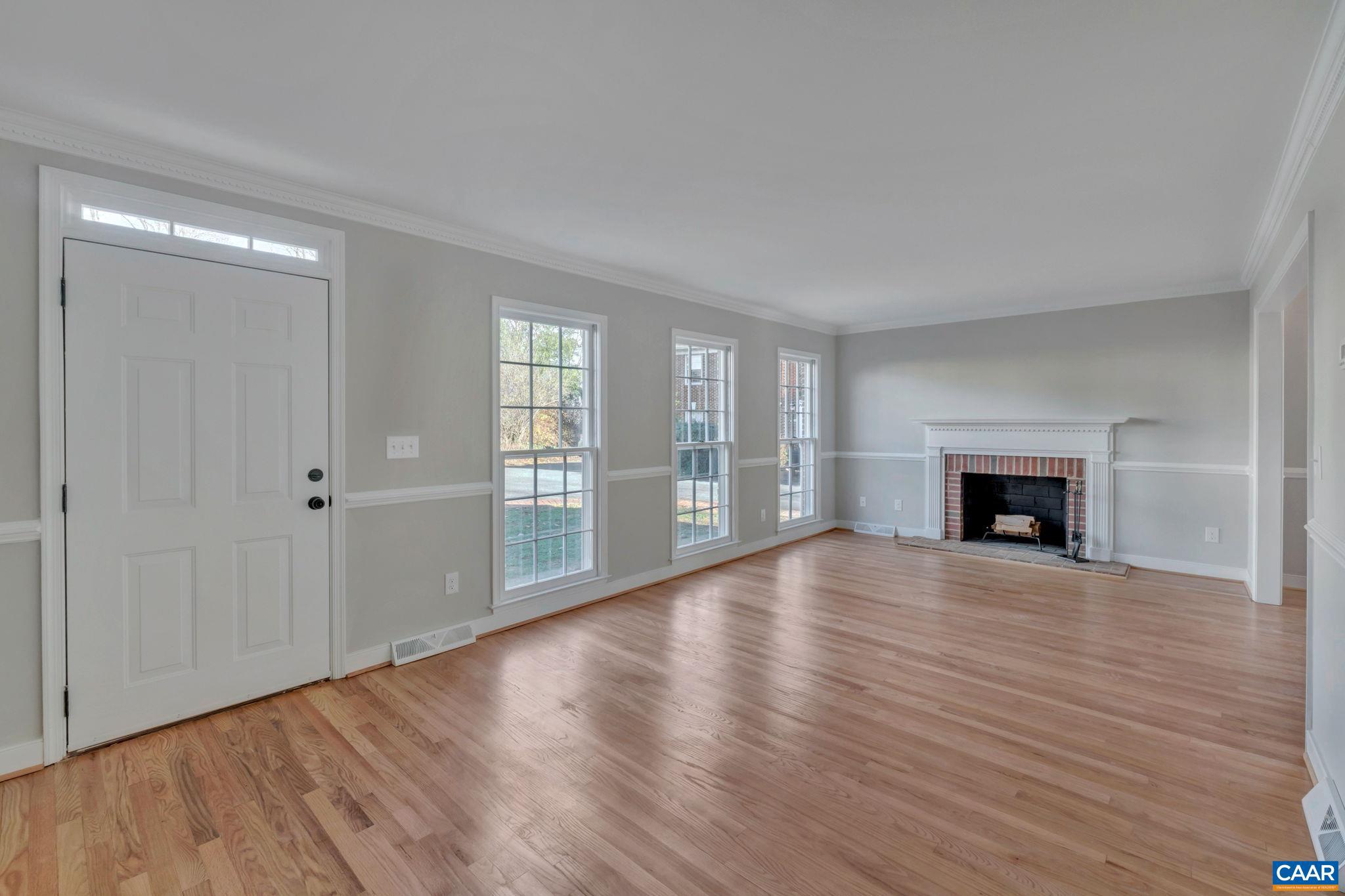 OLDE OAK COURT - Residential