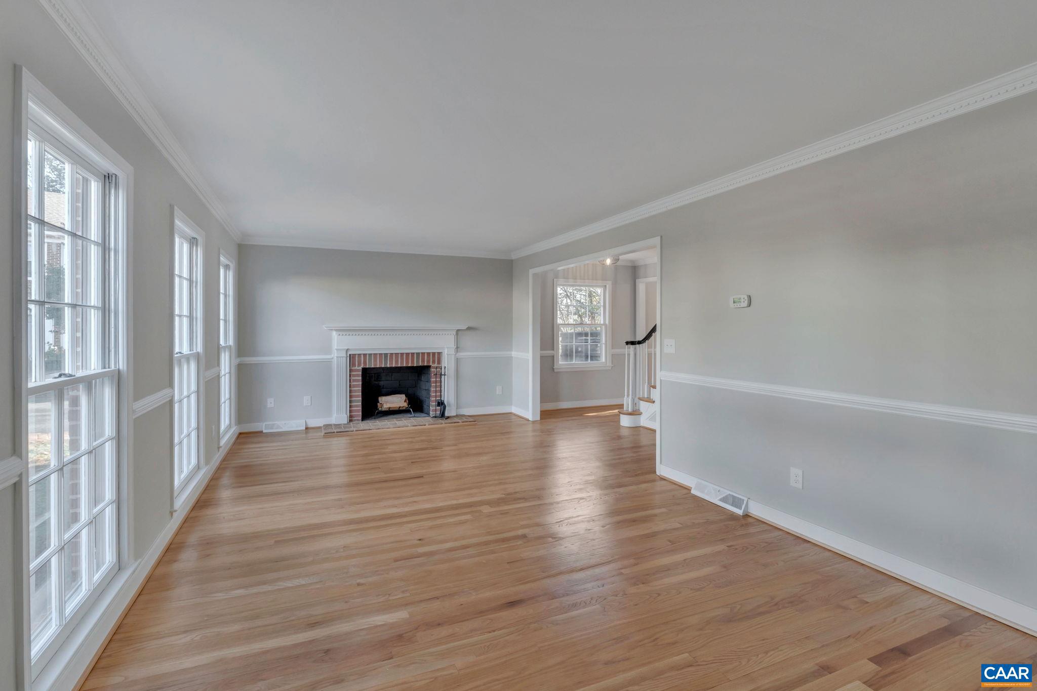 OLDE OAK COURT - Residential