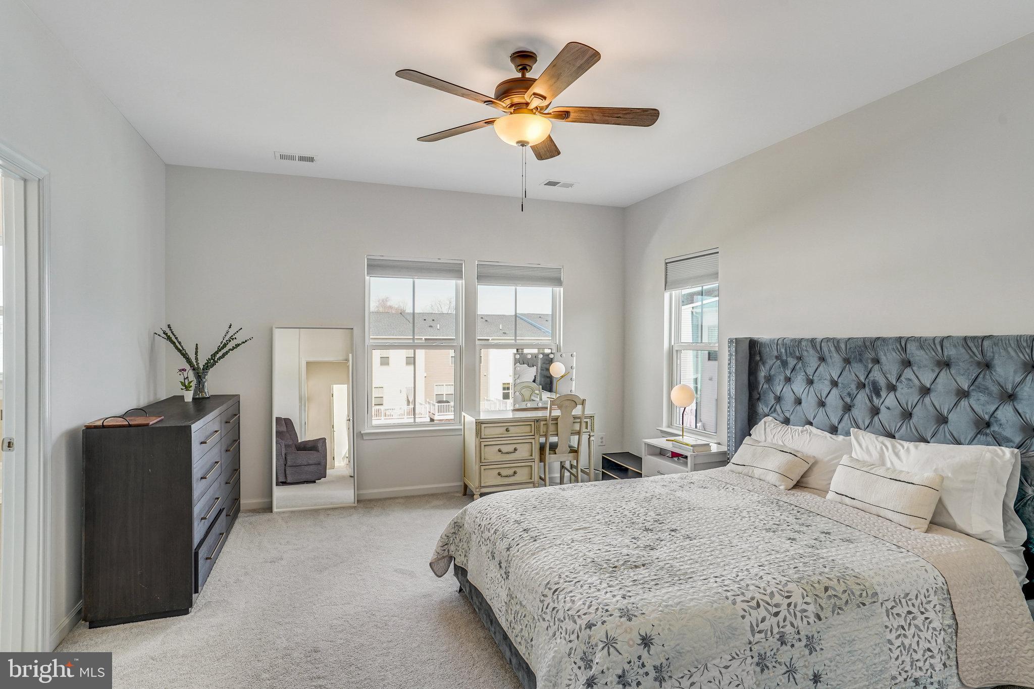 BRADLEY SQUARE - Residential Lease