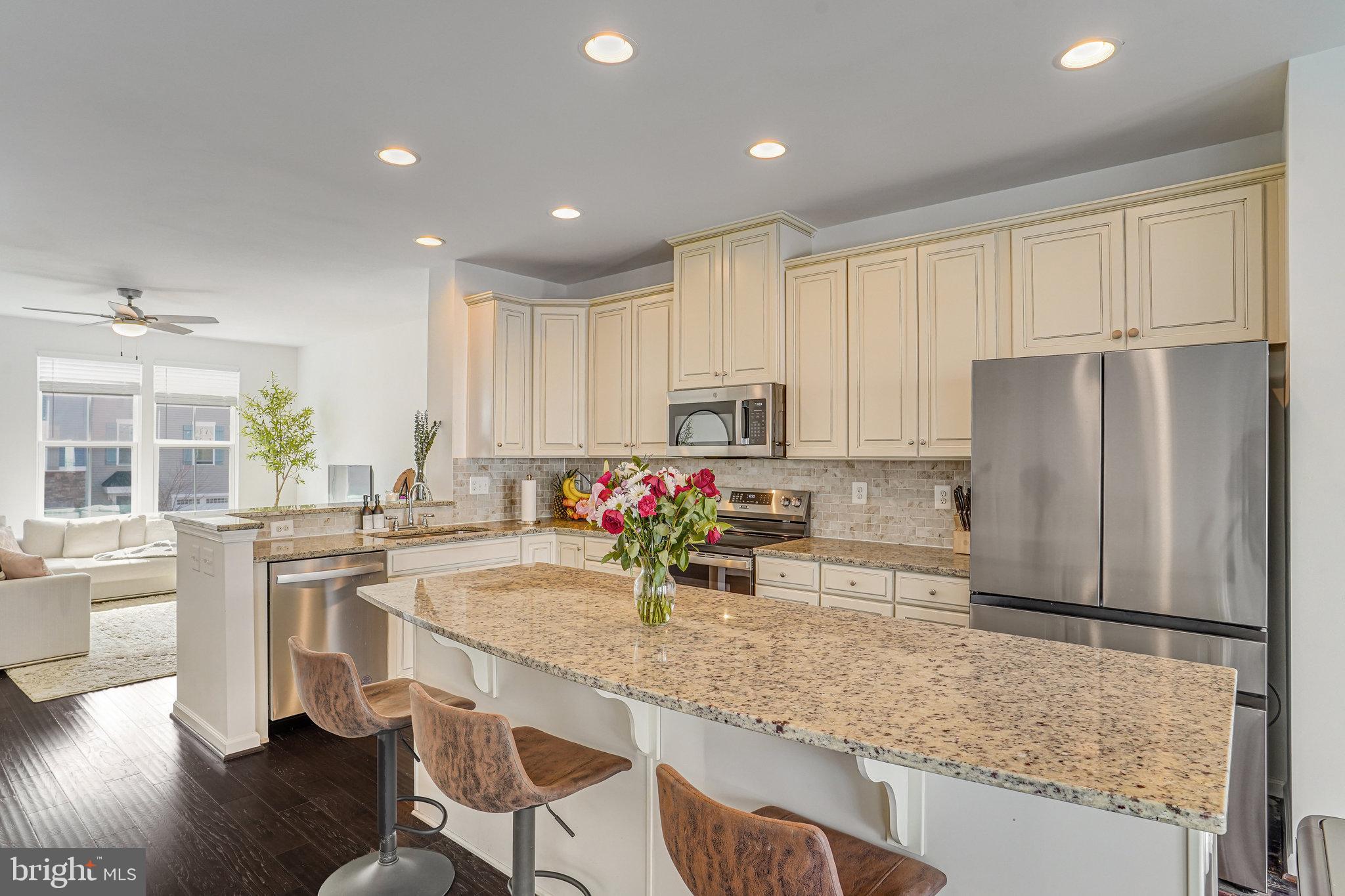 BRADLEY SQUARE - Residential Lease