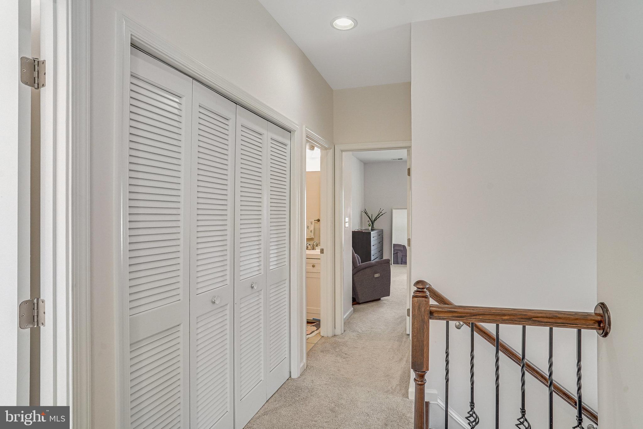 BRADLEY SQUARE - Residential Lease
