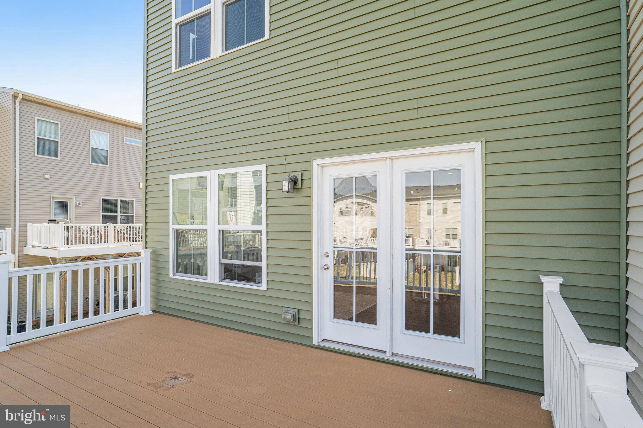 BRADLEY SQUARE - Residential Lease