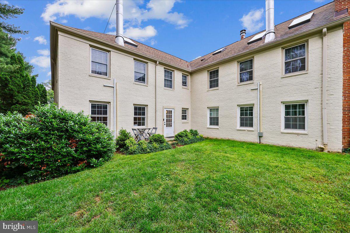 ROCK CREEK GARDENS - Residential