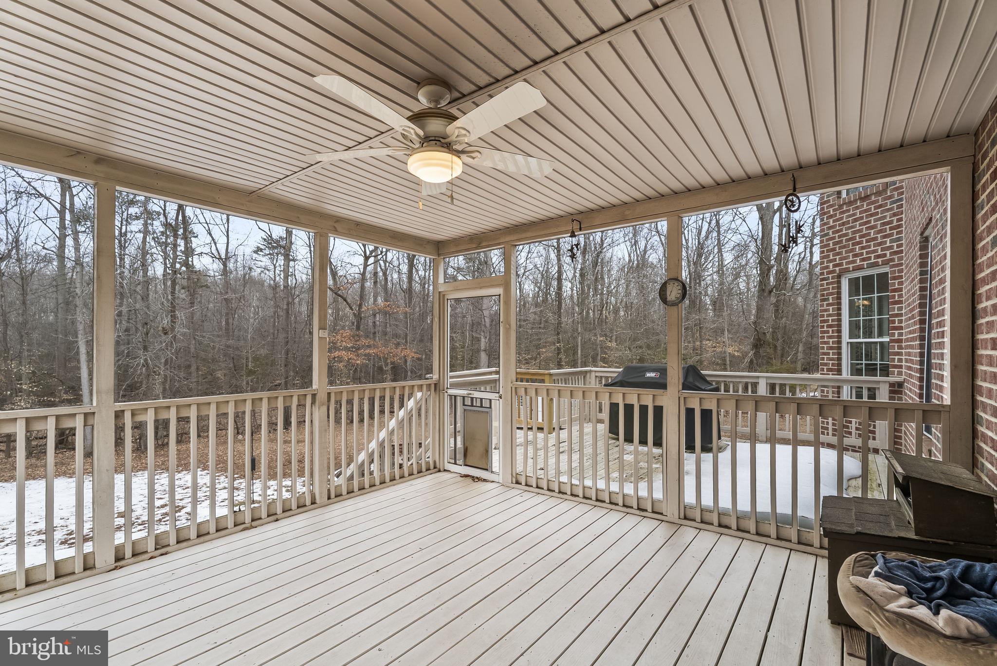 LAKE JAMESON - Residential