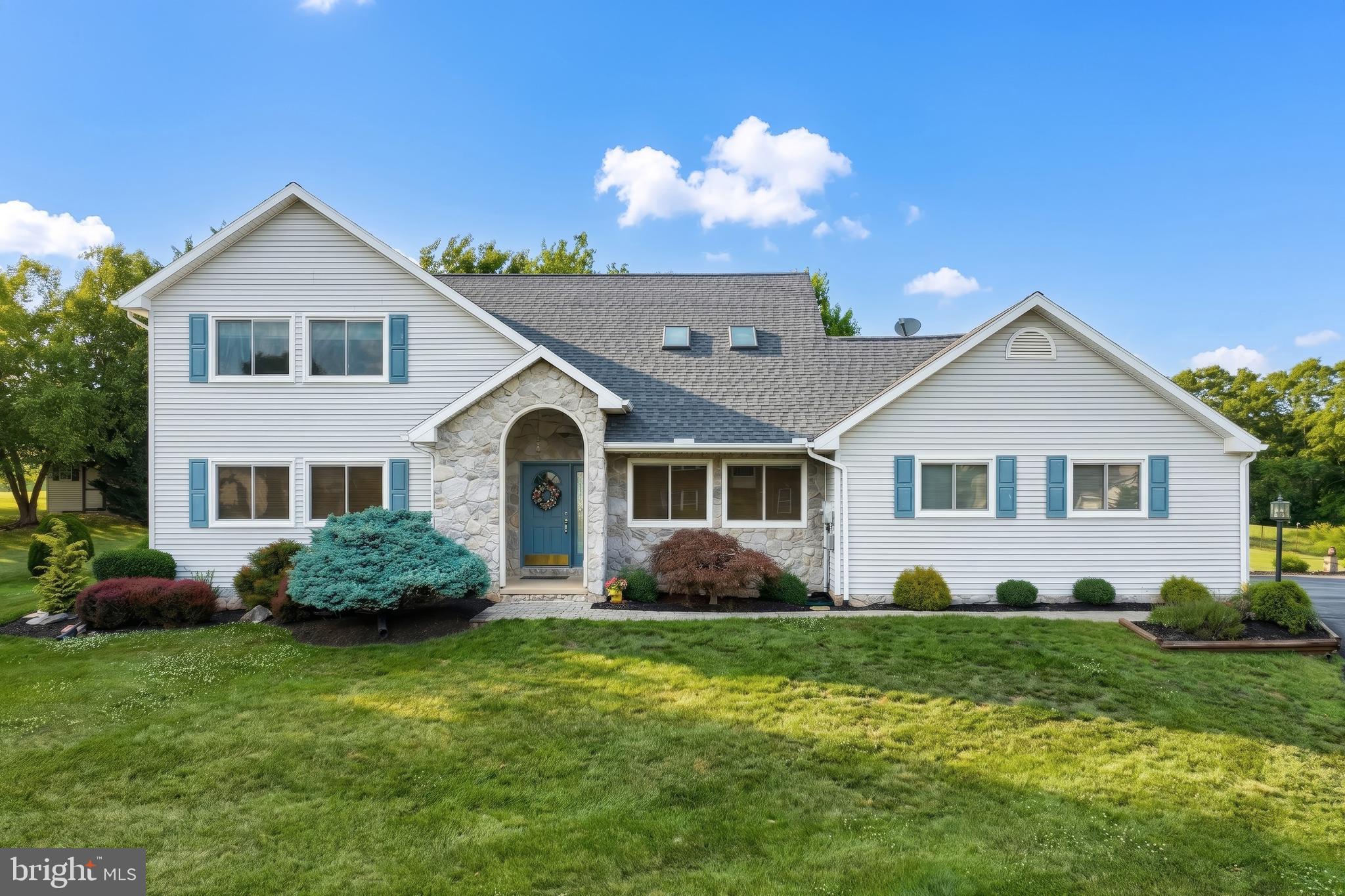 BRIAR BEND - Residential