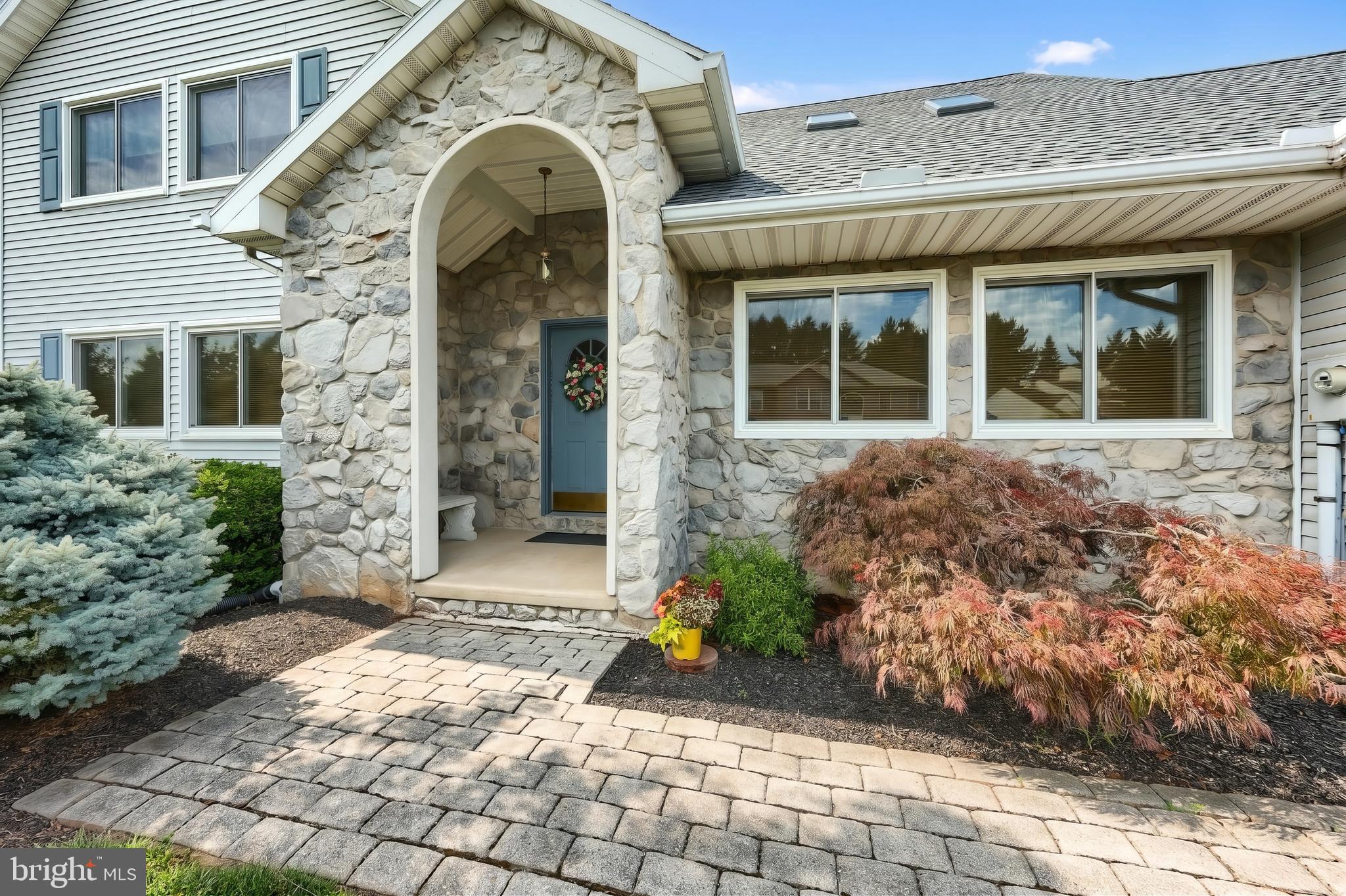 BRIAR BEND - Residential