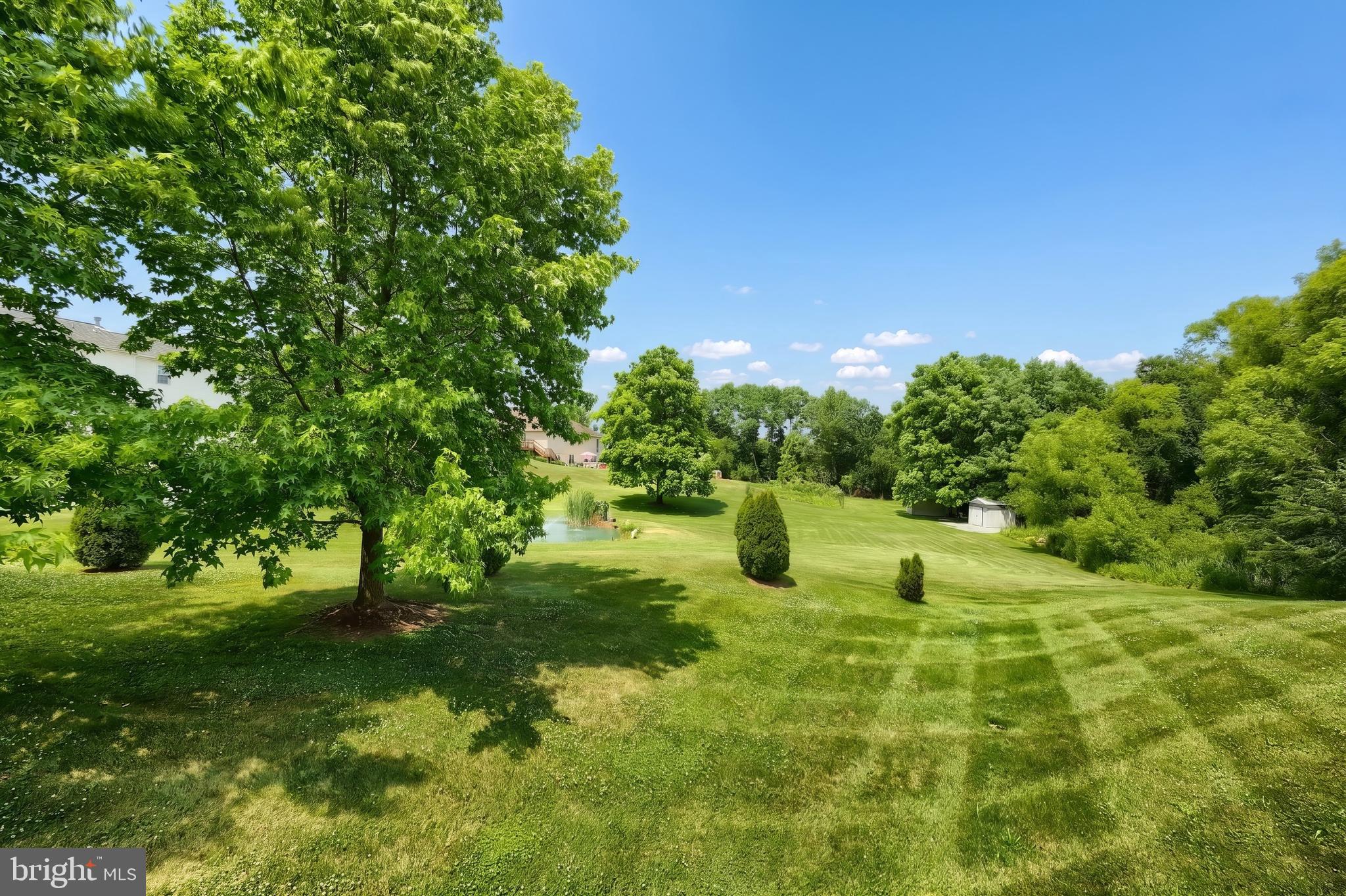 BRIAR BEND - Residential