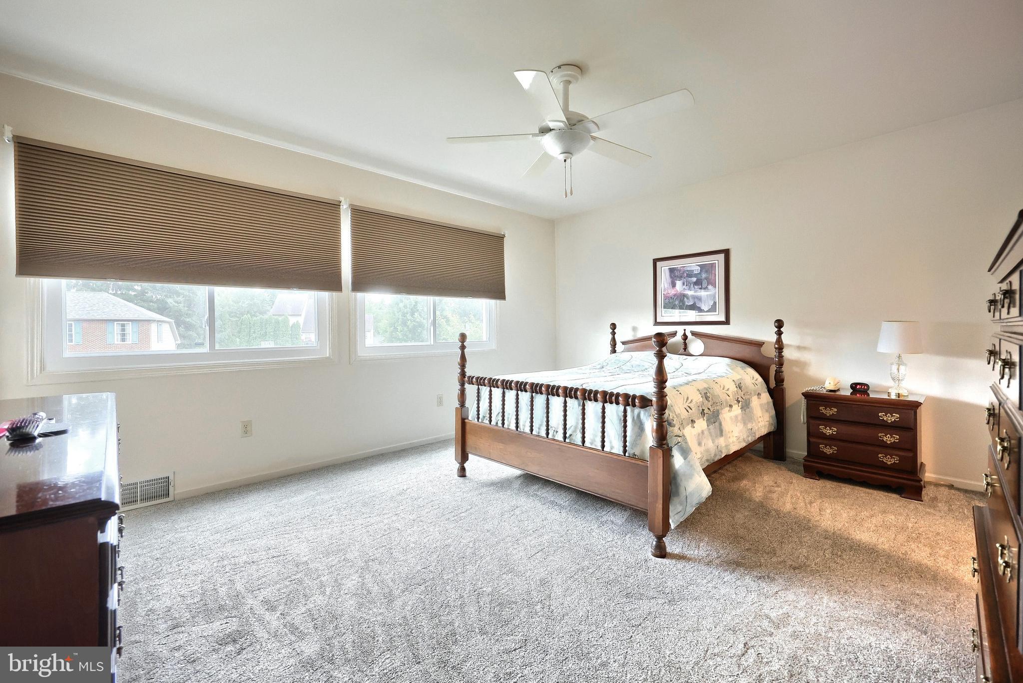 BRIAR BEND - Residential