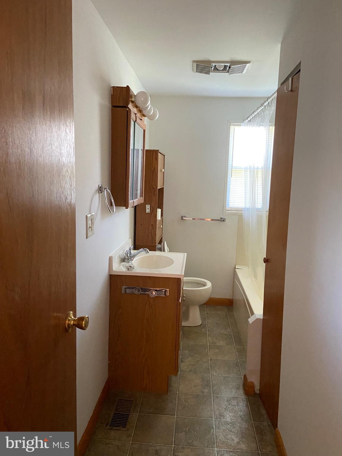 JOHNSON HEIGHTS - Residential