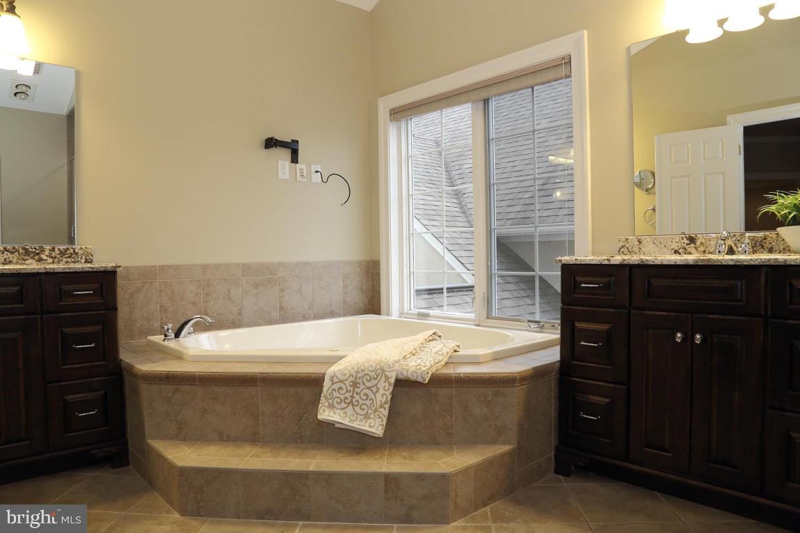 BENT CREEK - Residential