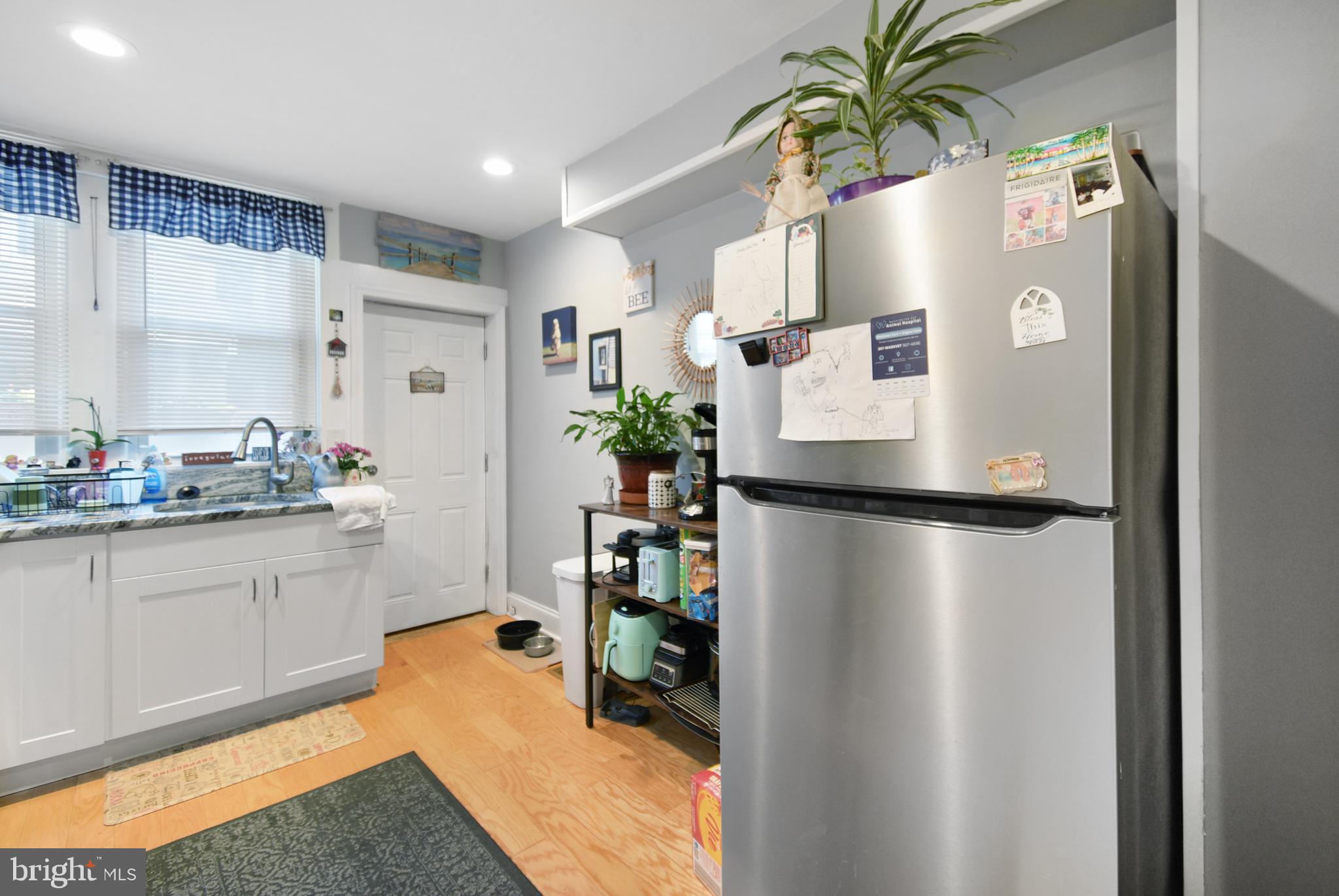 POINT BREEZE - Residential