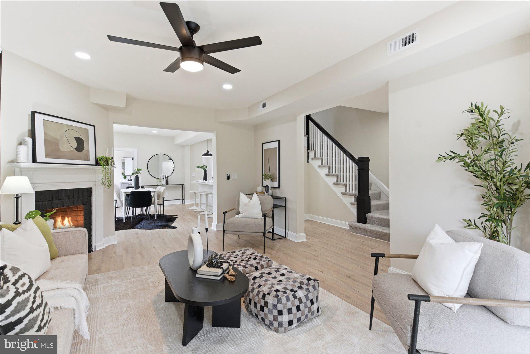 EDNOR GARDENS - LAKESIDE - Residential