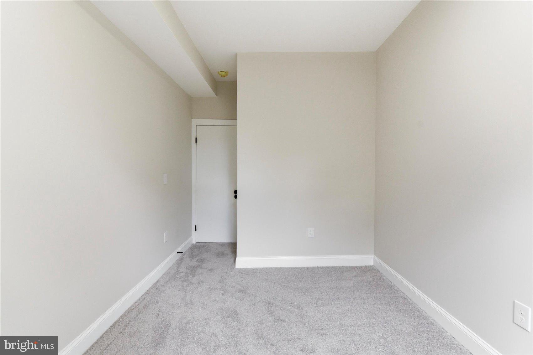 EDNOR GARDENS - LAKESIDE - Residential