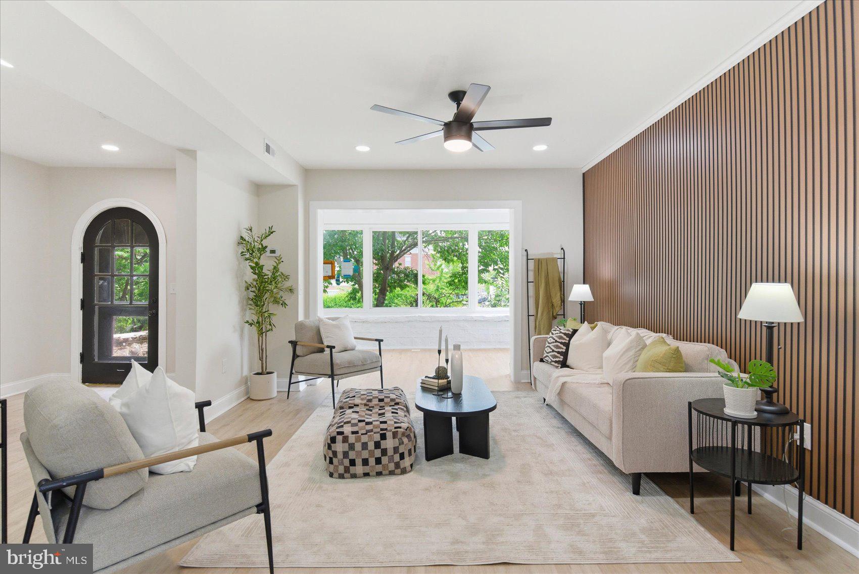 EDNOR GARDENS - LAKESIDE - Residential