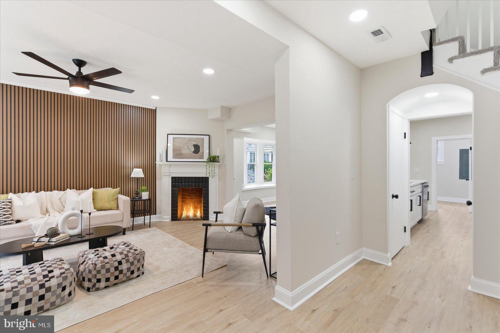 EDNOR GARDENS - LAKESIDE - Residential