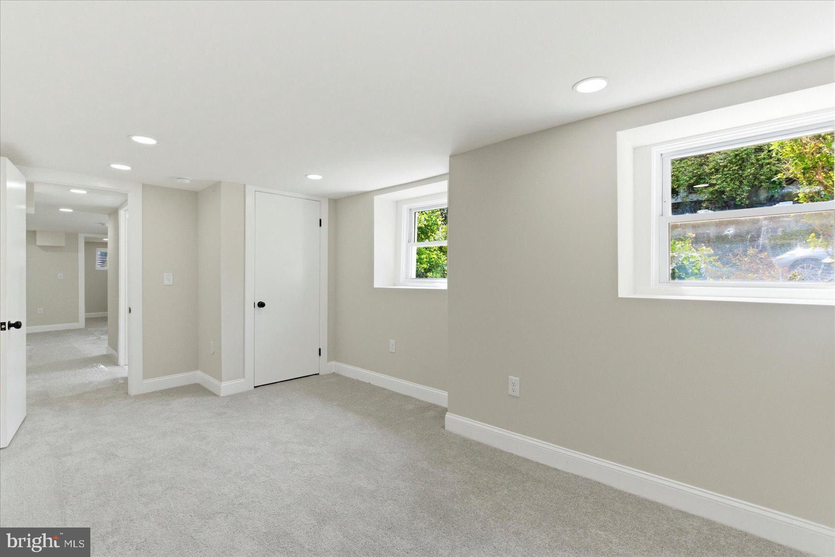 EDNOR GARDENS - LAKESIDE - Residential