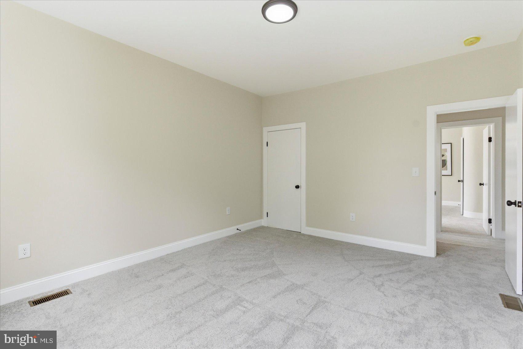 EDNOR GARDENS - LAKESIDE - Residential