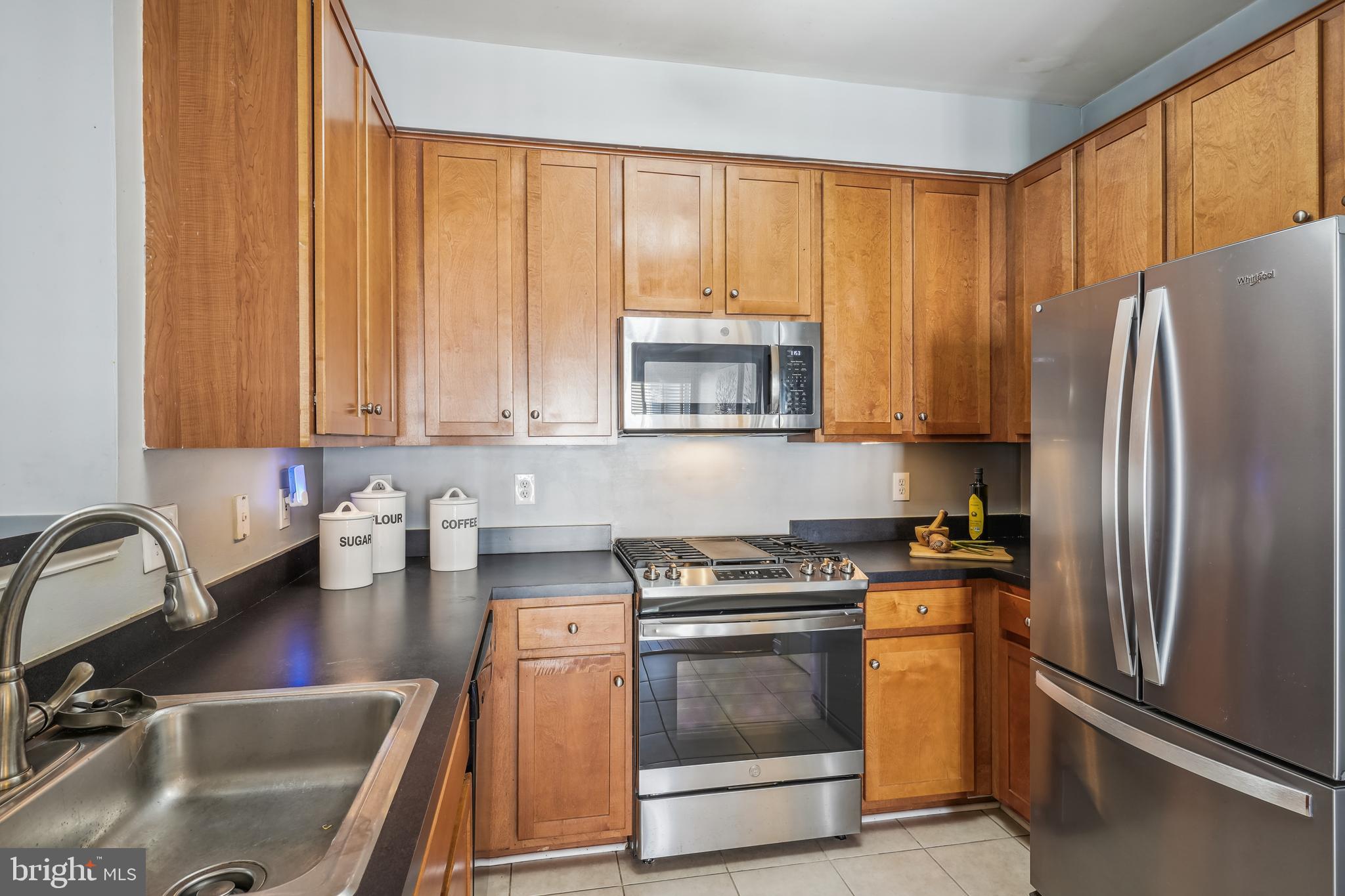 EXCHANGE AT VAN DORN - Residential Lease