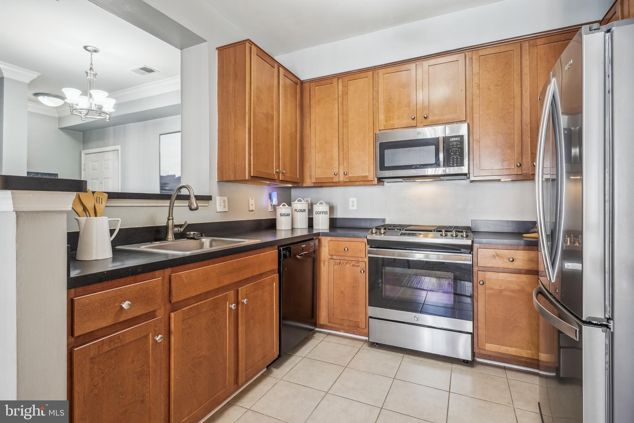 EXCHANGE AT VAN DORN - Residential Lease