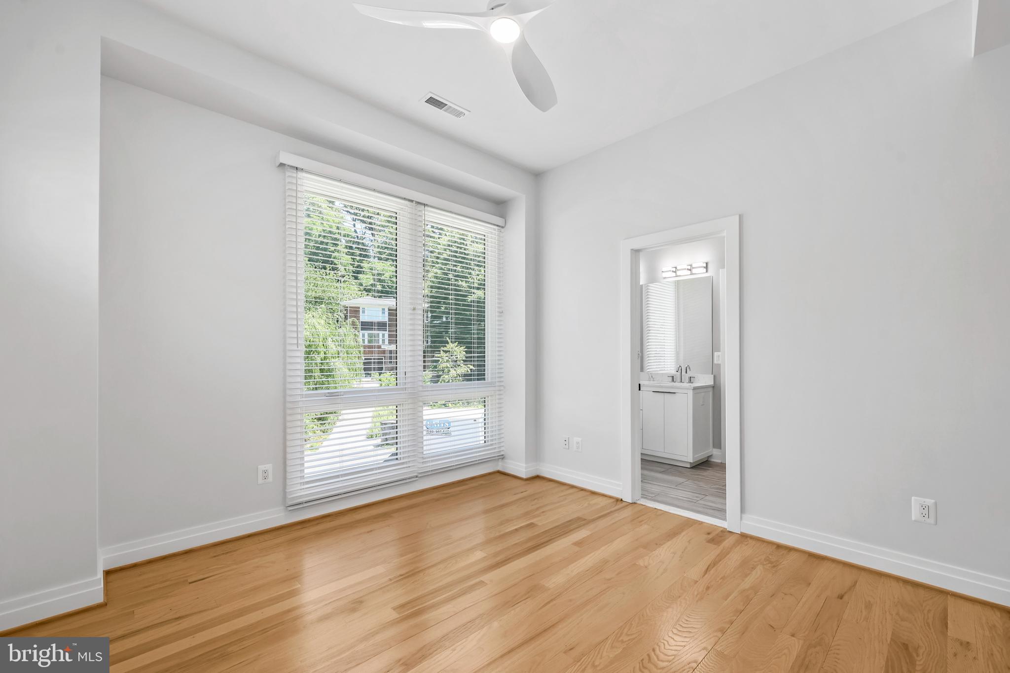 OAKCREST - Residential