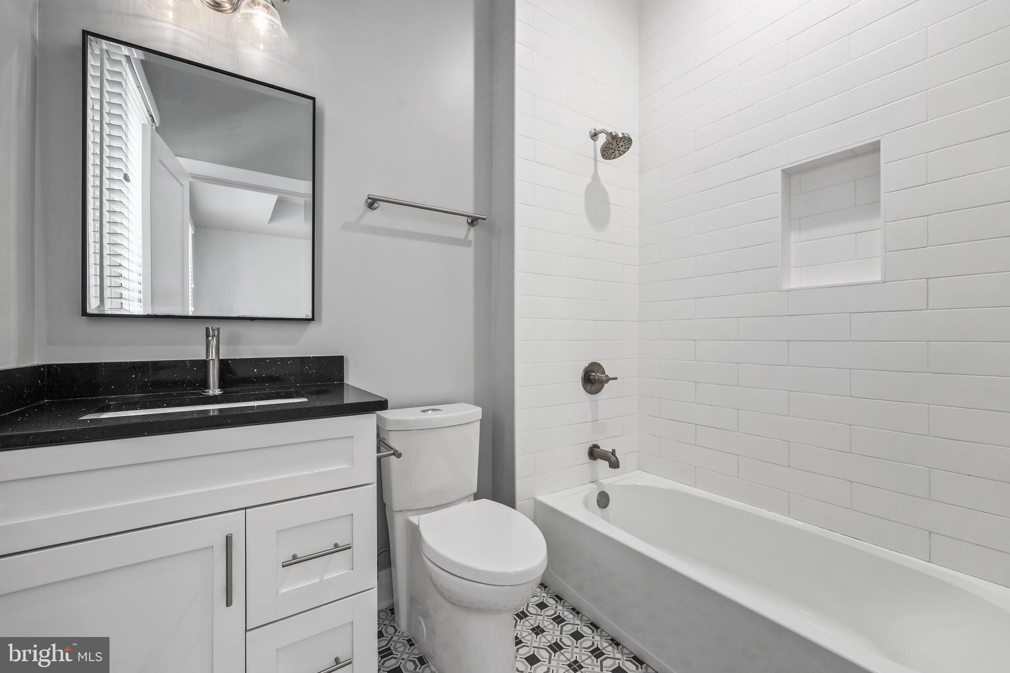 OAKCREST - Residential