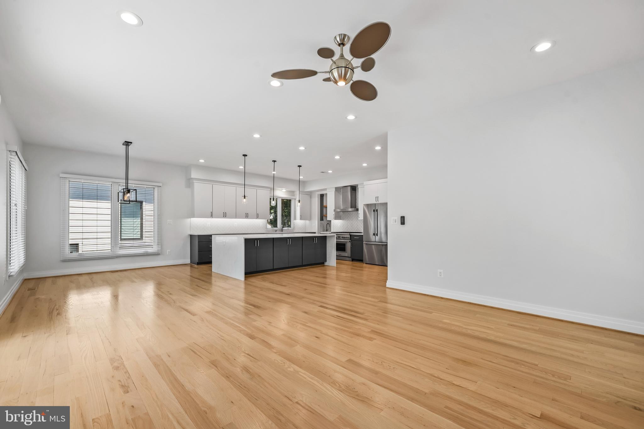 OAKCREST - Residential