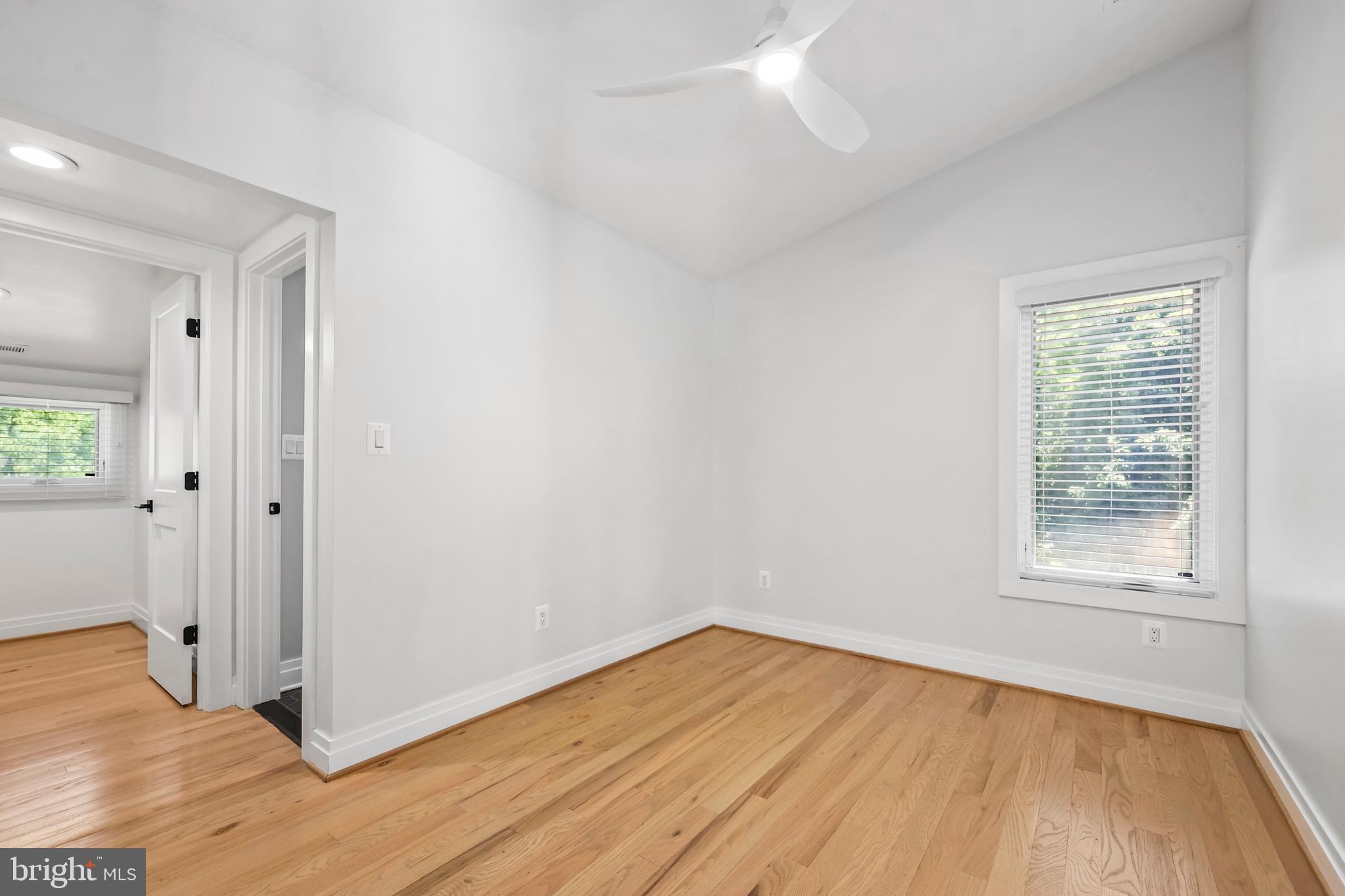 OAKCREST - Residential